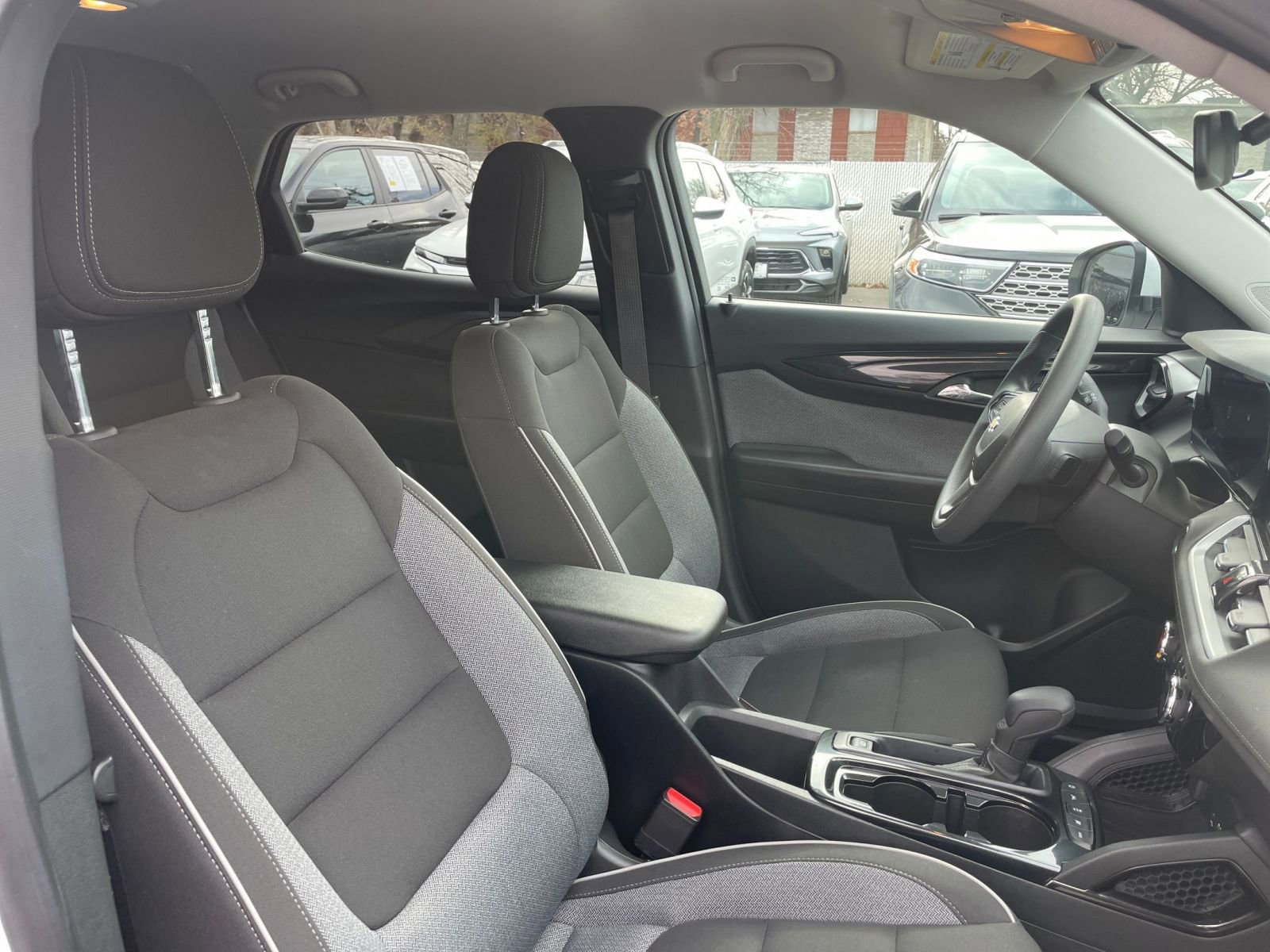 Thumbnail: 2025 Chevrolet TrailBlazer - 34