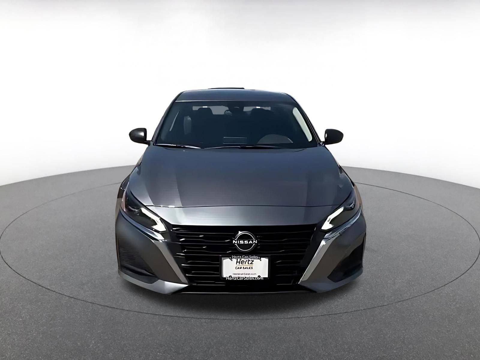 Thumbnail: 2025 Nissan Altima - 4