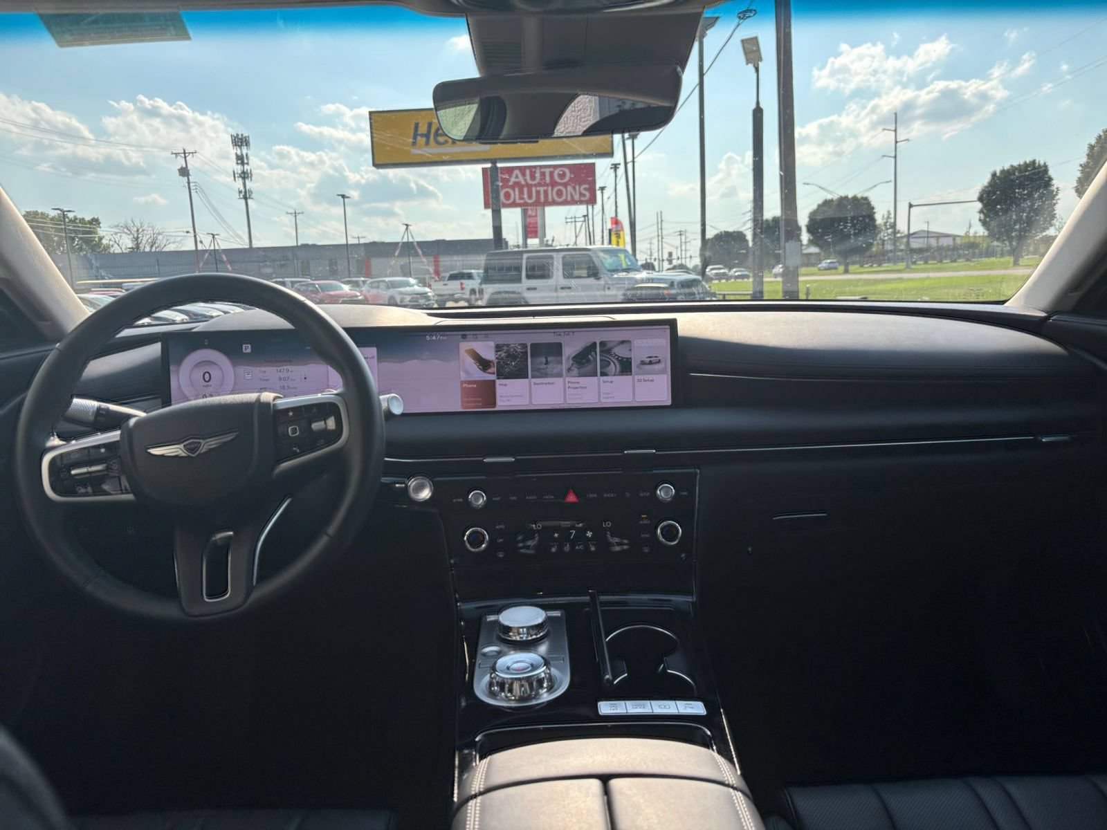 Thumbnail: 2026 Genesis G80 - 30