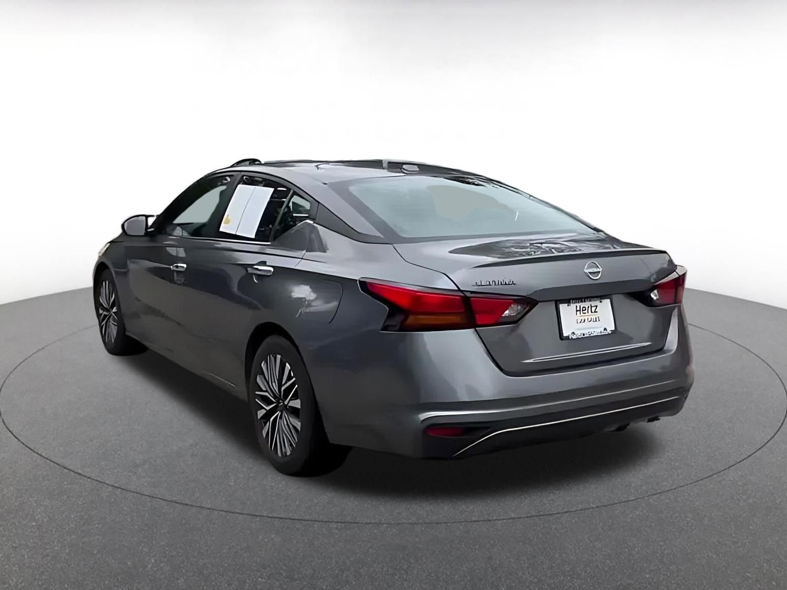 Thumbnail: 2025 Nissan Altima - 11