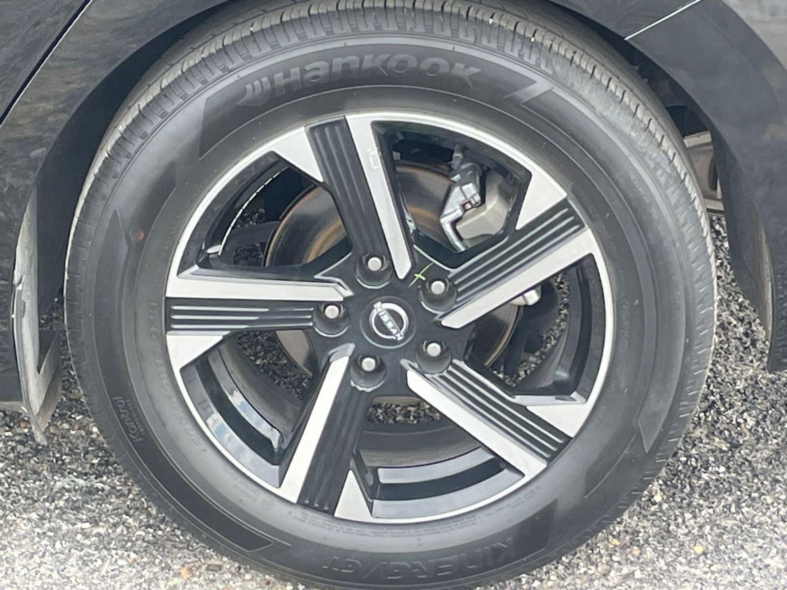 2024 Nissan Sentra SV 28