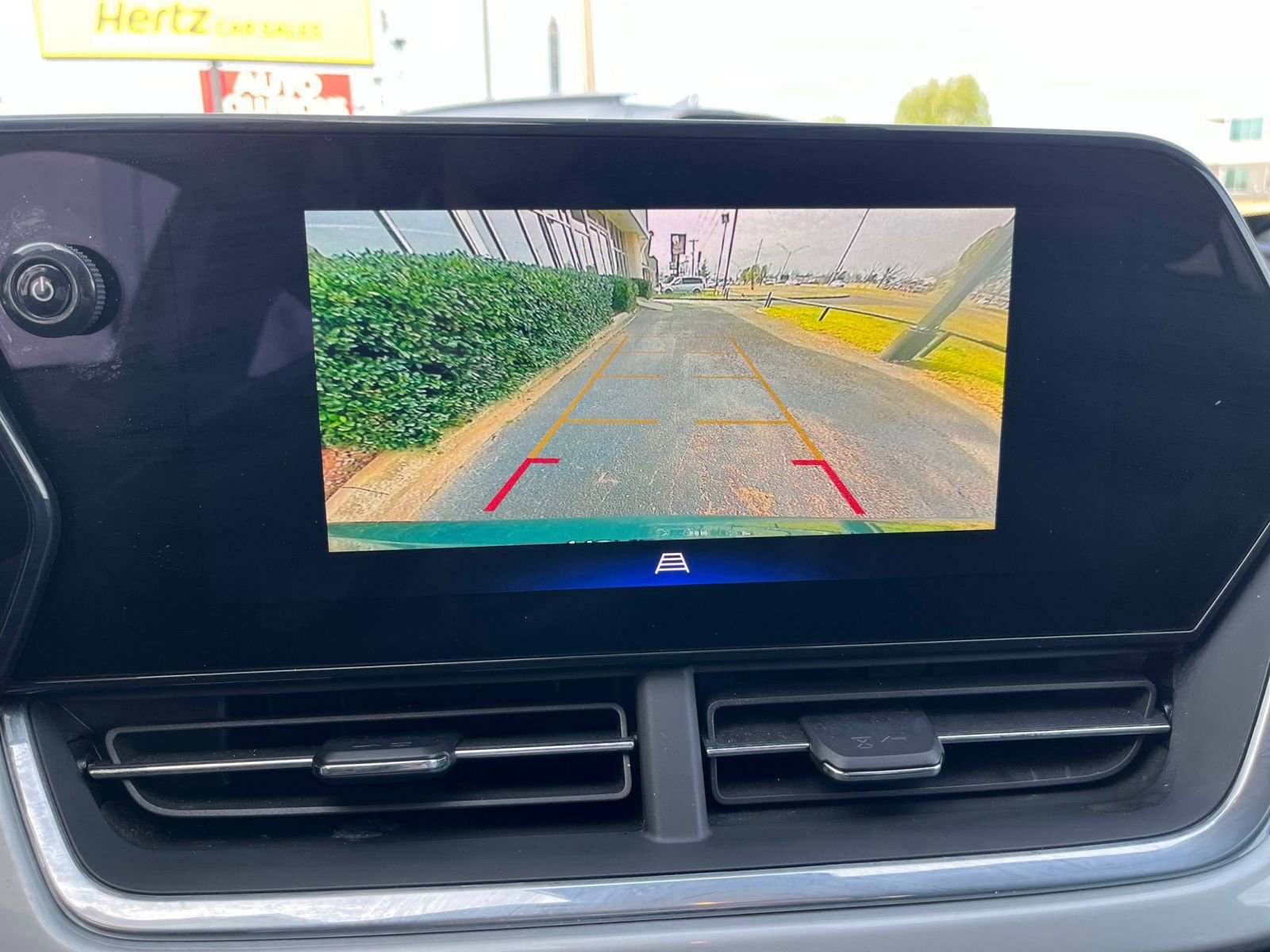 Thumbnail: 2025 Chevrolet Trax - 22