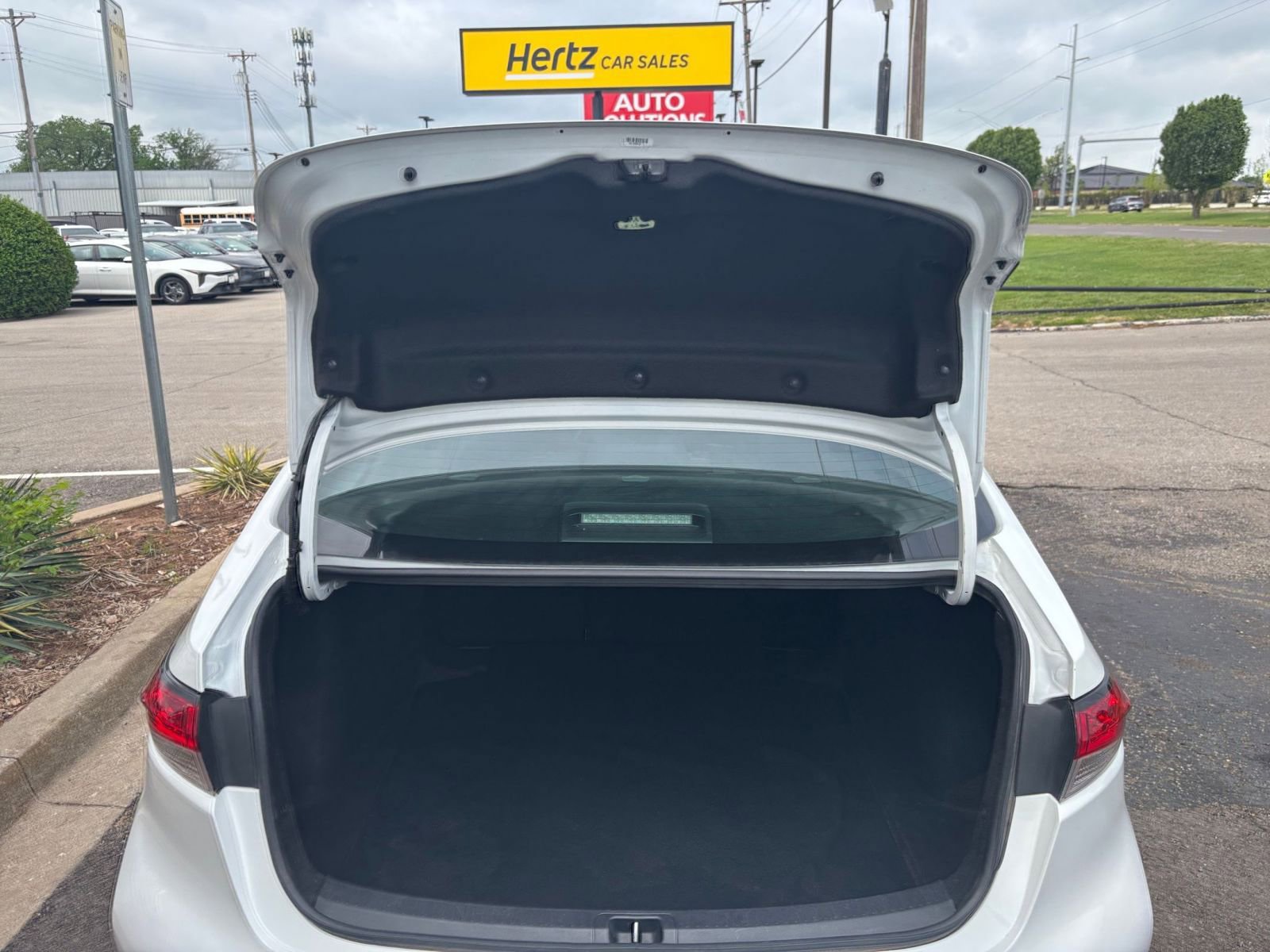 Thumbnail: 2023 Toyota Corolla - 29