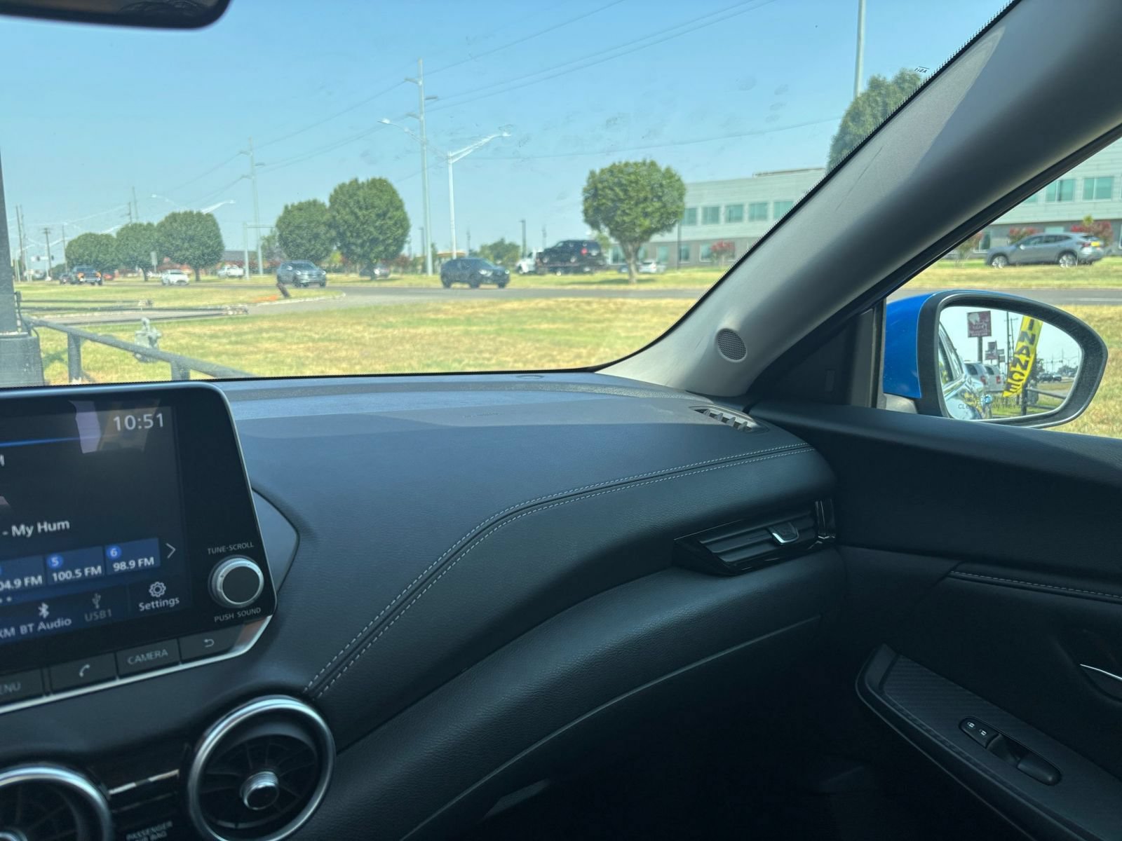 Thumbnail: 2025 Nissan Sentra - 32