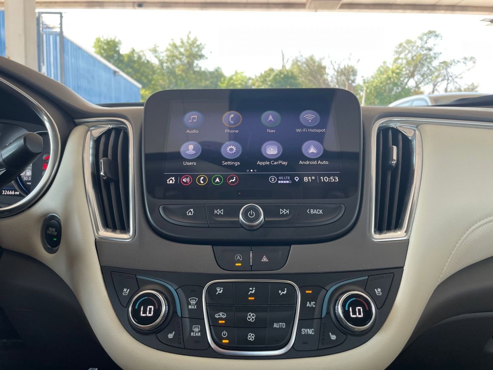 Thumbnail: 2024 Chevrolet Malibu - 18