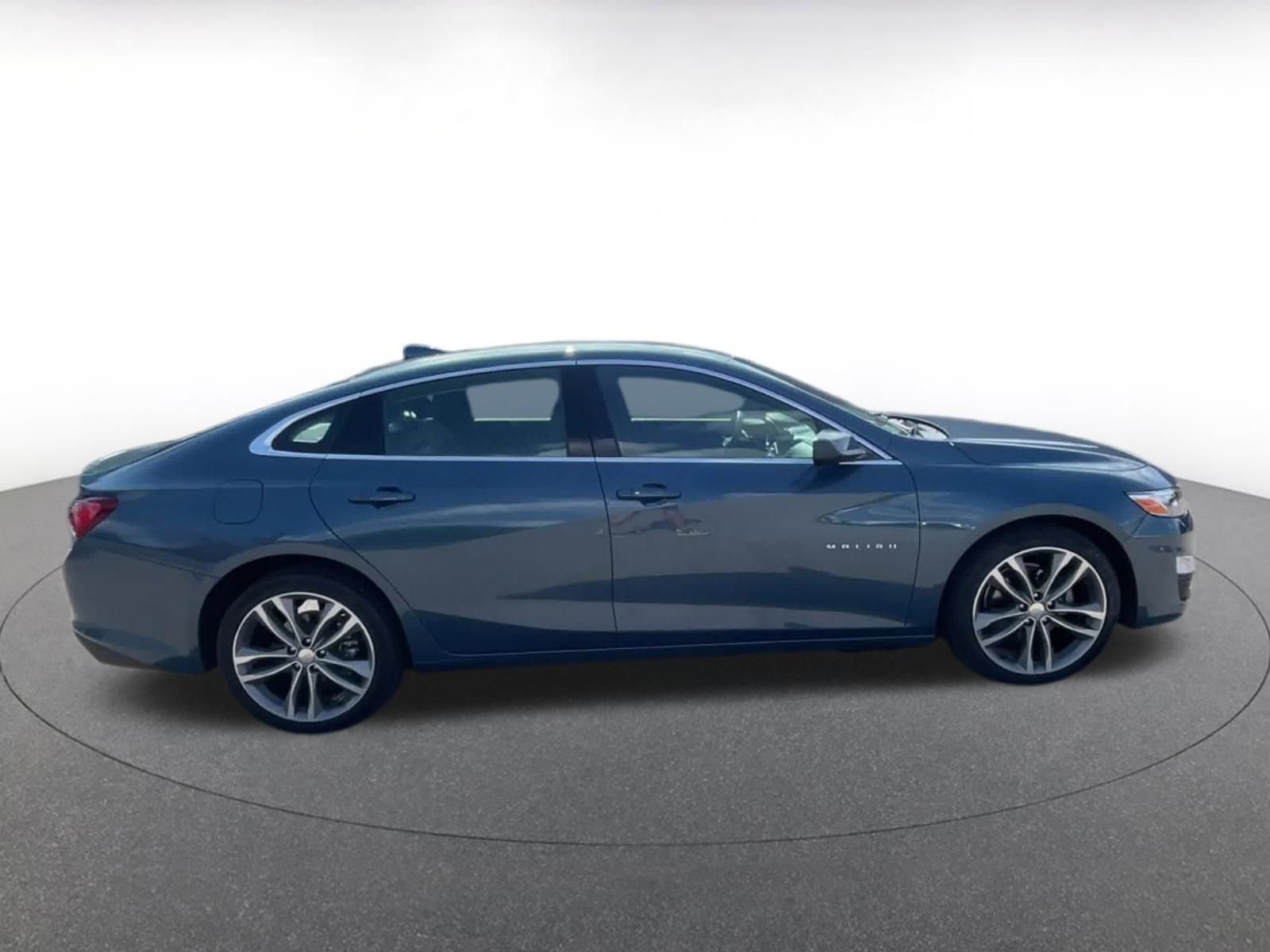 Thumbnail: 2024 Chevrolet Malibu - 16