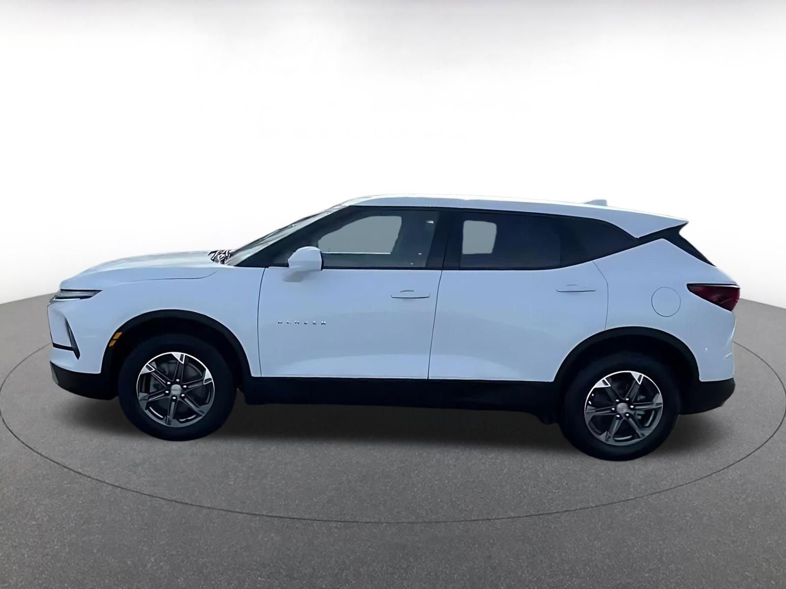 Thumbnail: 2025 Chevrolet Blazer - 9