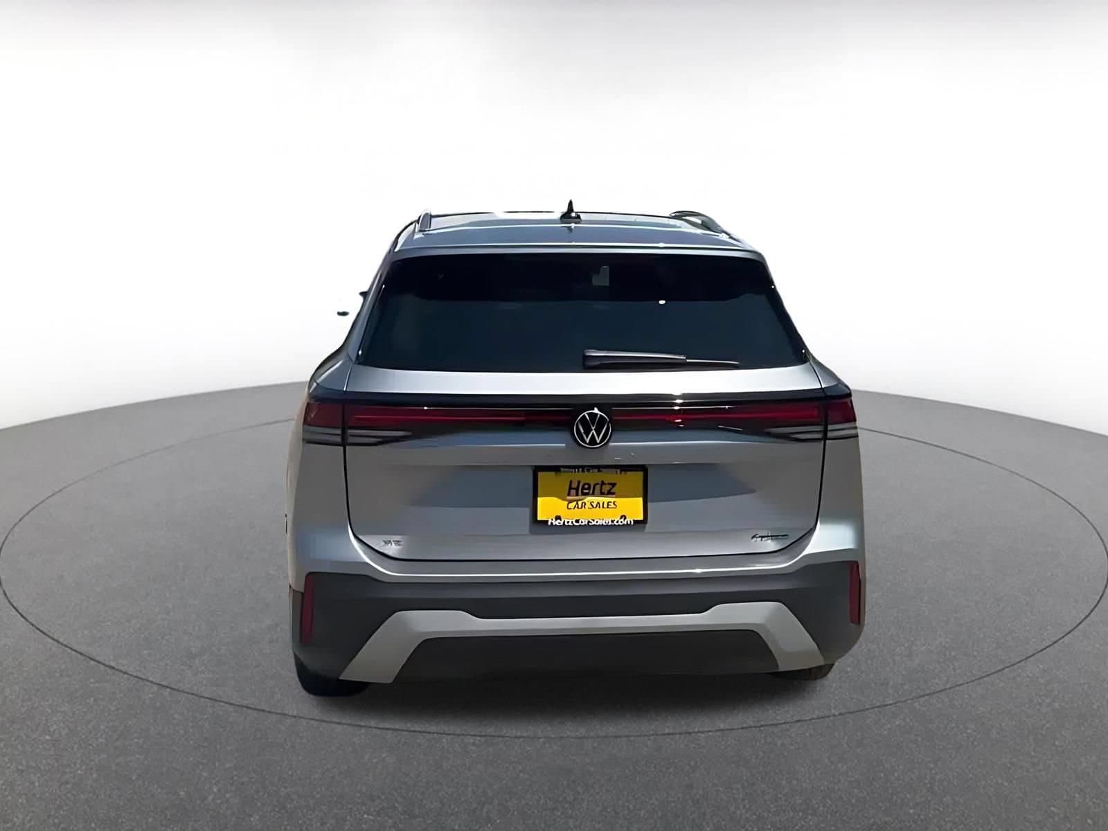 Thumbnail: 2026 Volkswagen Tiguan - 12