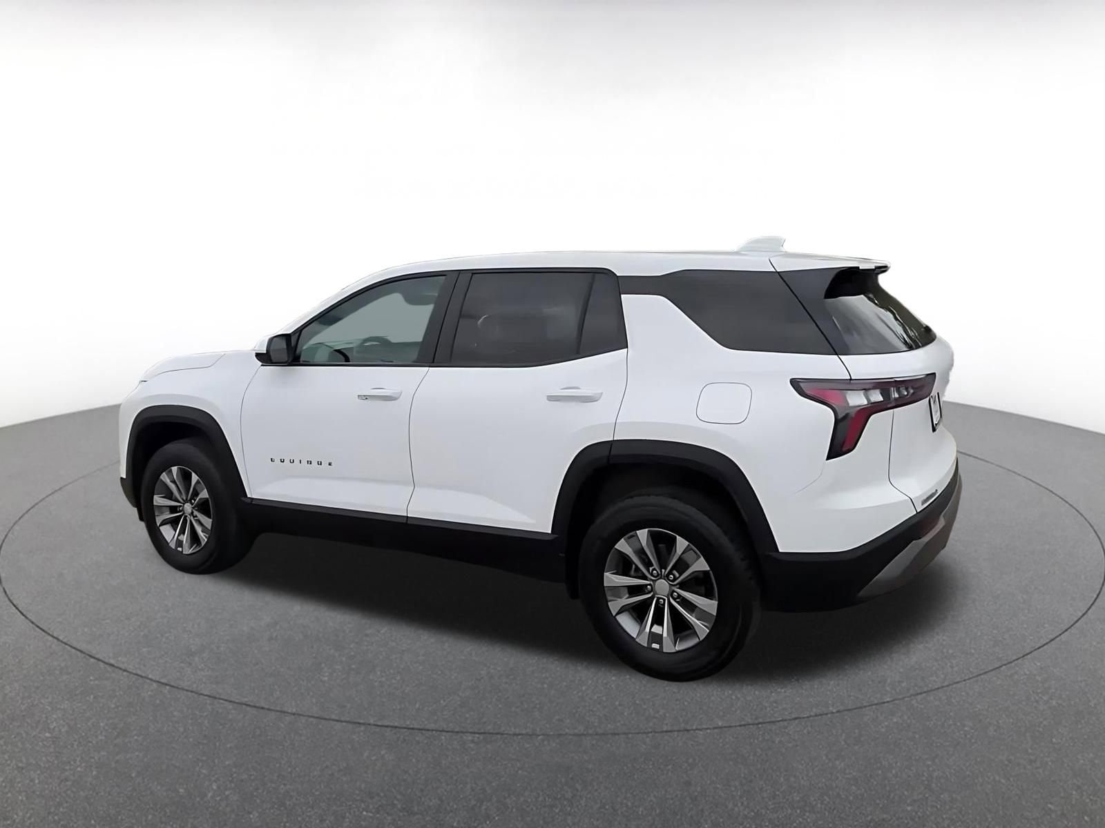 Thumbnail: 2025 Chevrolet Equinox - 10
