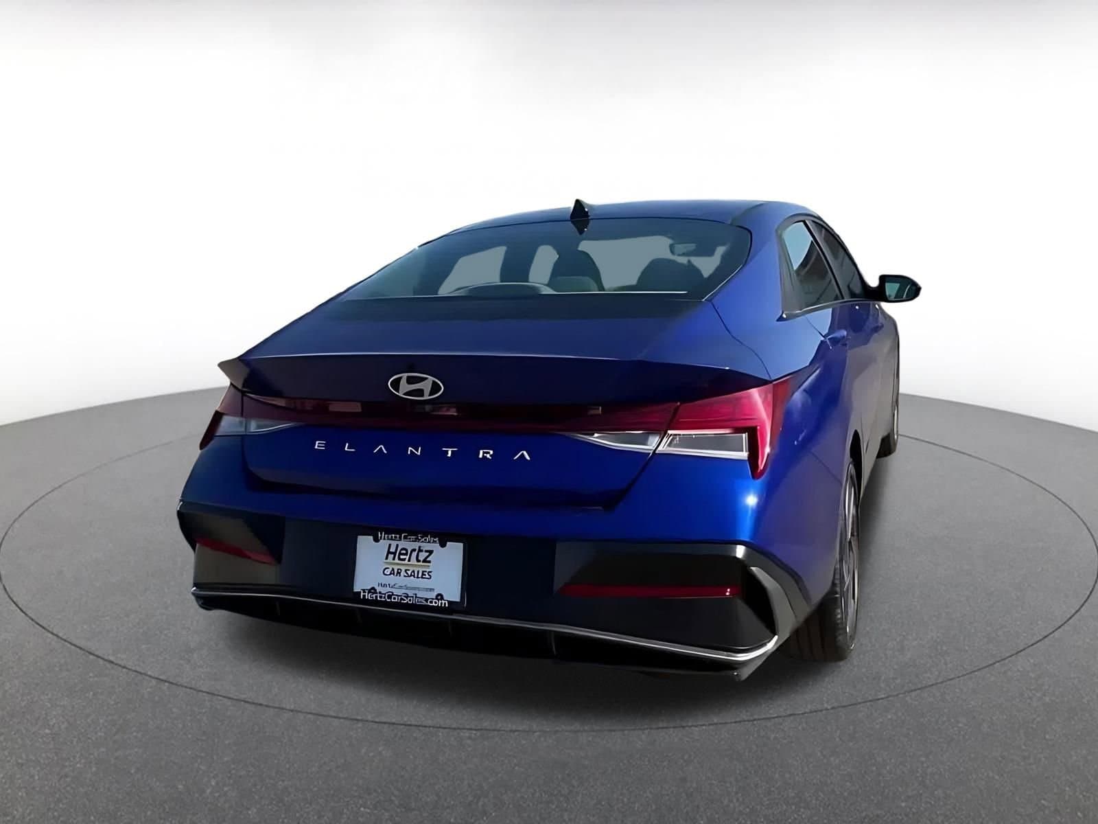 Thumbnail: 2025 Hyundai Elantra - 15