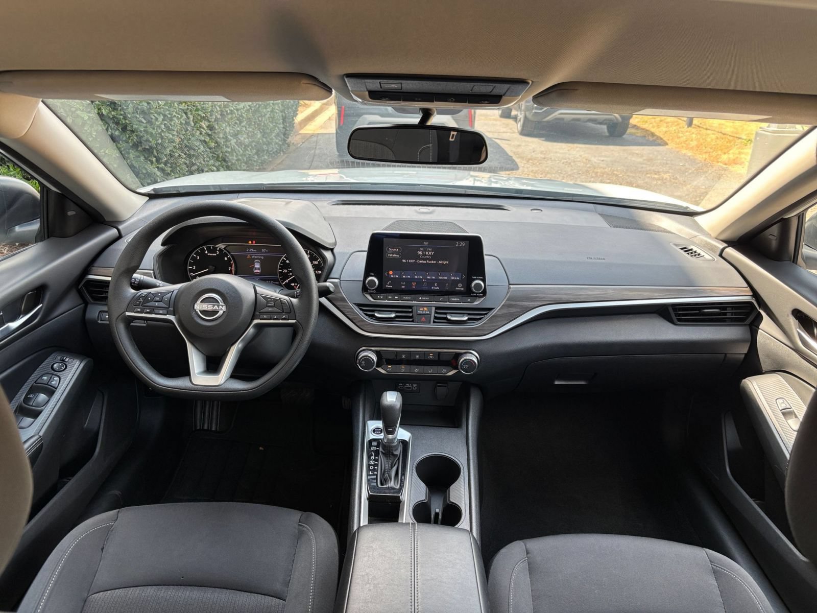 Thumbnail: 2025 Nissan Altima - 32