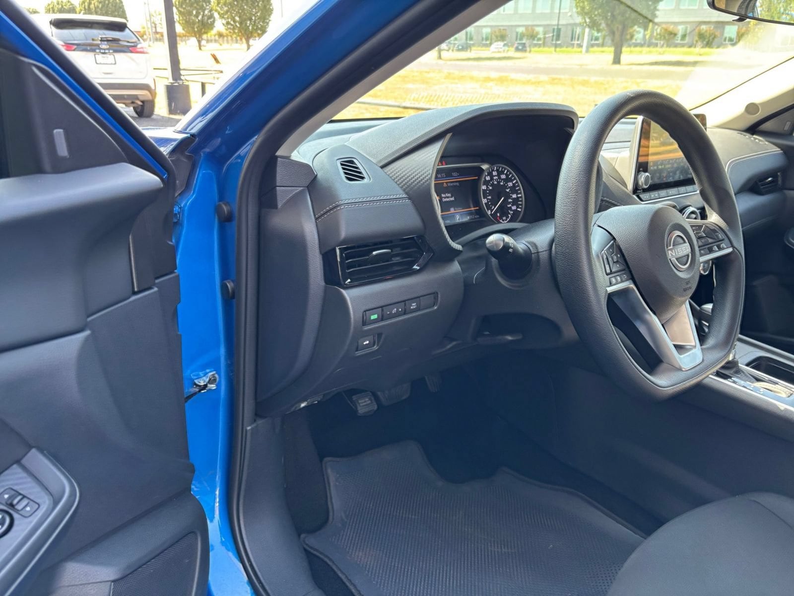 Thumbnail: 2025 Nissan Sentra - 31