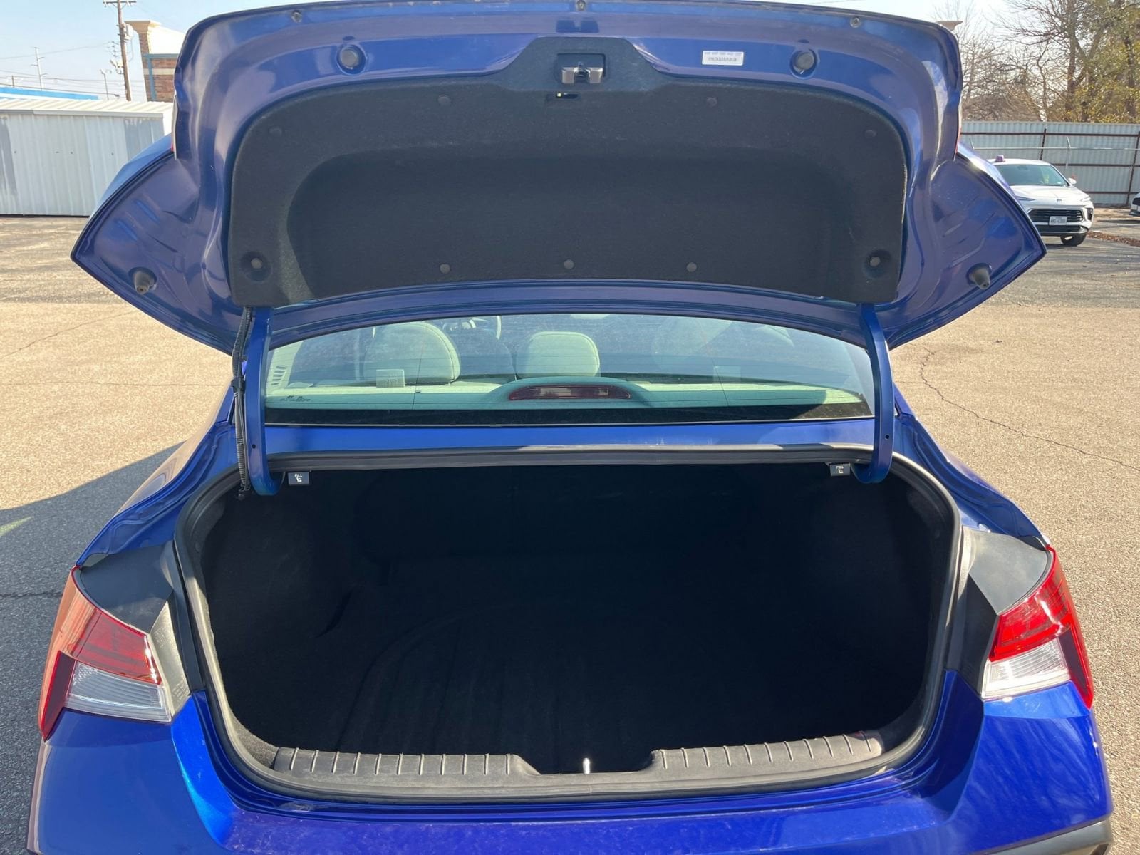 Thumbnail: 2025 Hyundai Elantra - 31