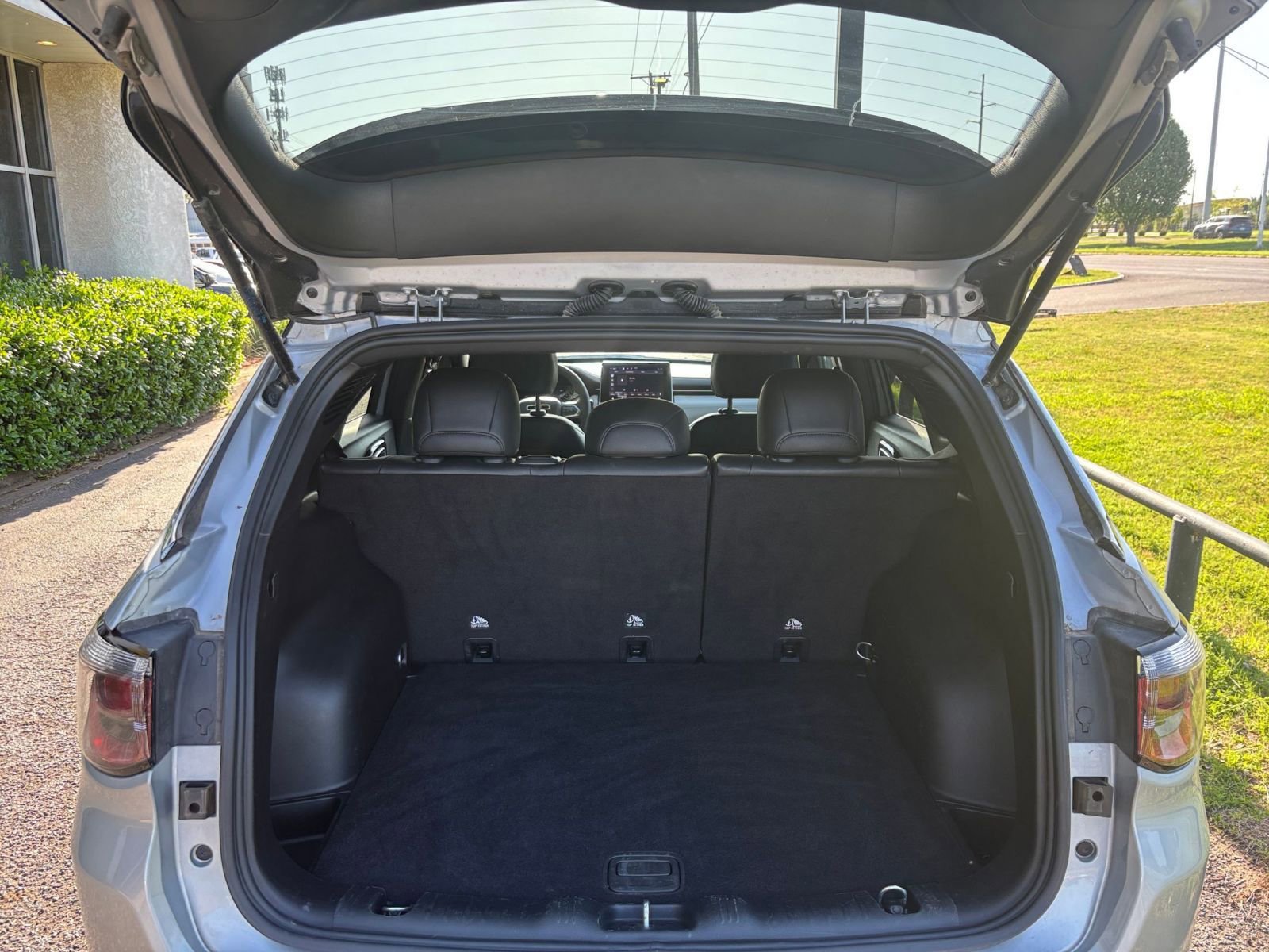 Thumbnail: 2025 Jeep Compass - 32