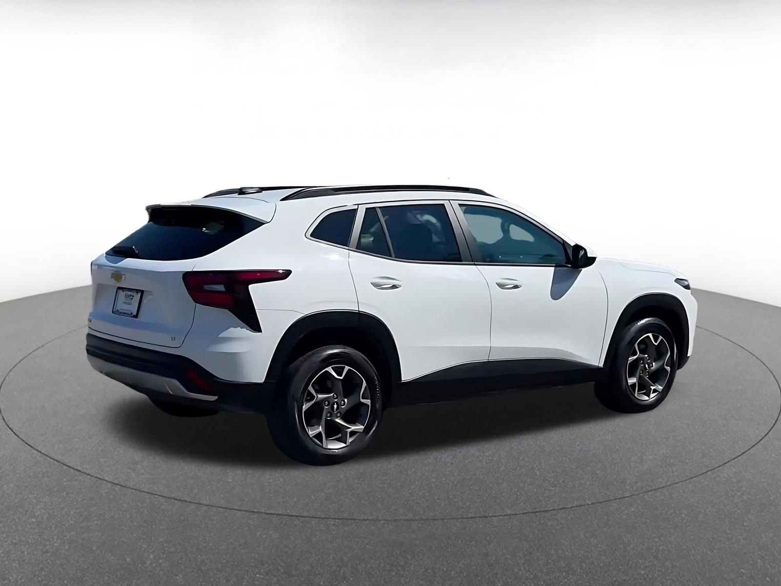 Thumbnail: 2025 Chevrolet Trax - 15