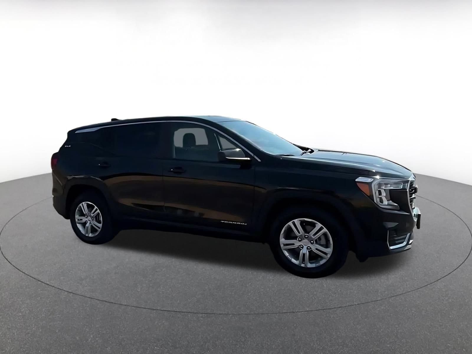 Thumbnail: 2024 GMC Terrain - 2