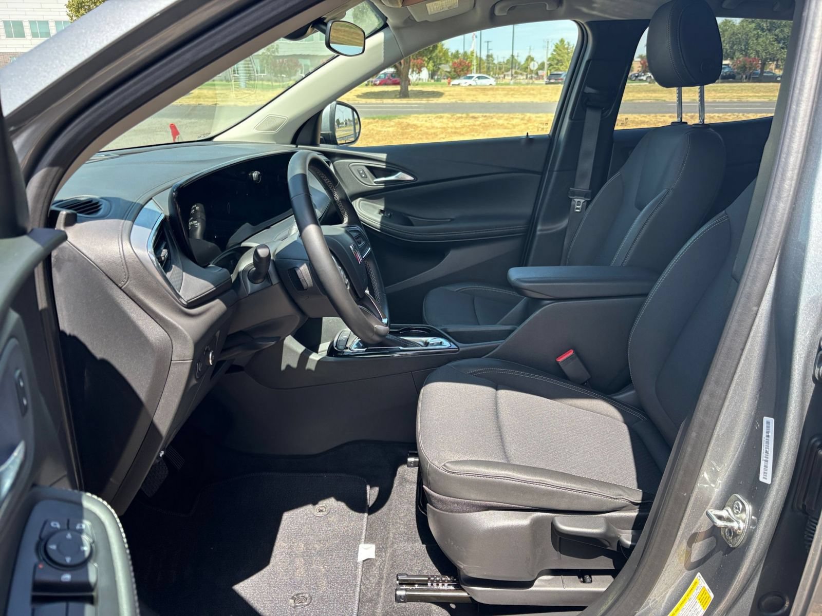 Thumbnail: 2026 Buick Encore GX - 25