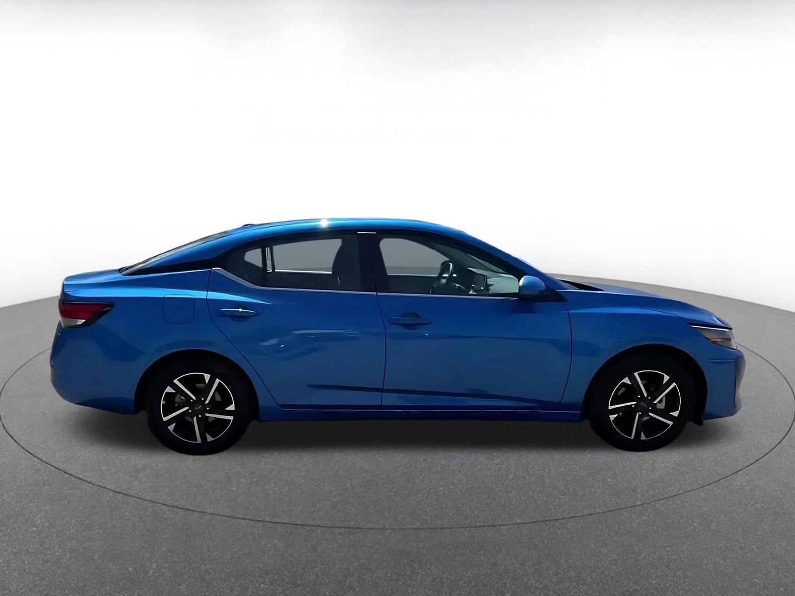 Thumbnail: 2025 Nissan Sentra - 16