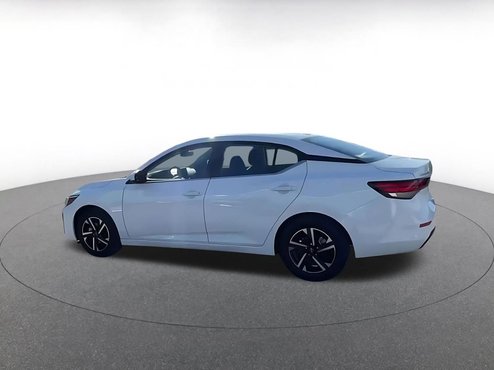 Thumbnail: 2025 Nissan Sentra - 8