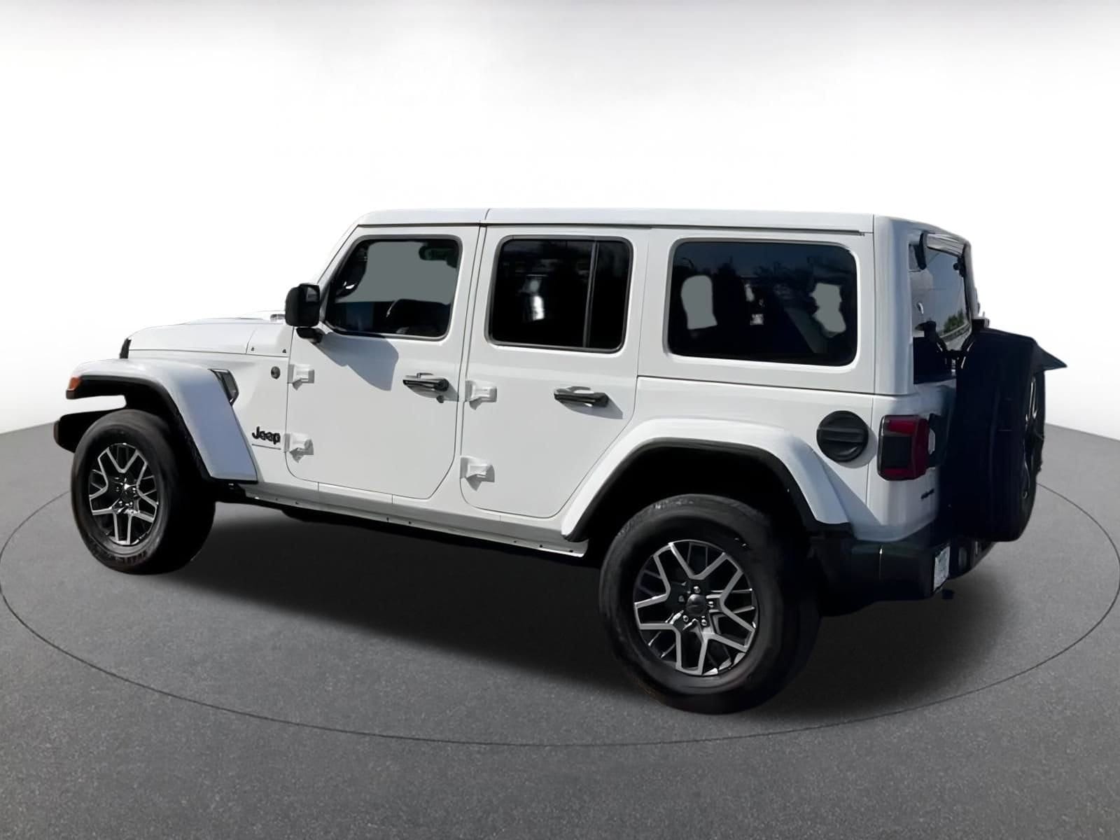 Thumbnail: 2025 Jeep Wrangler - 7