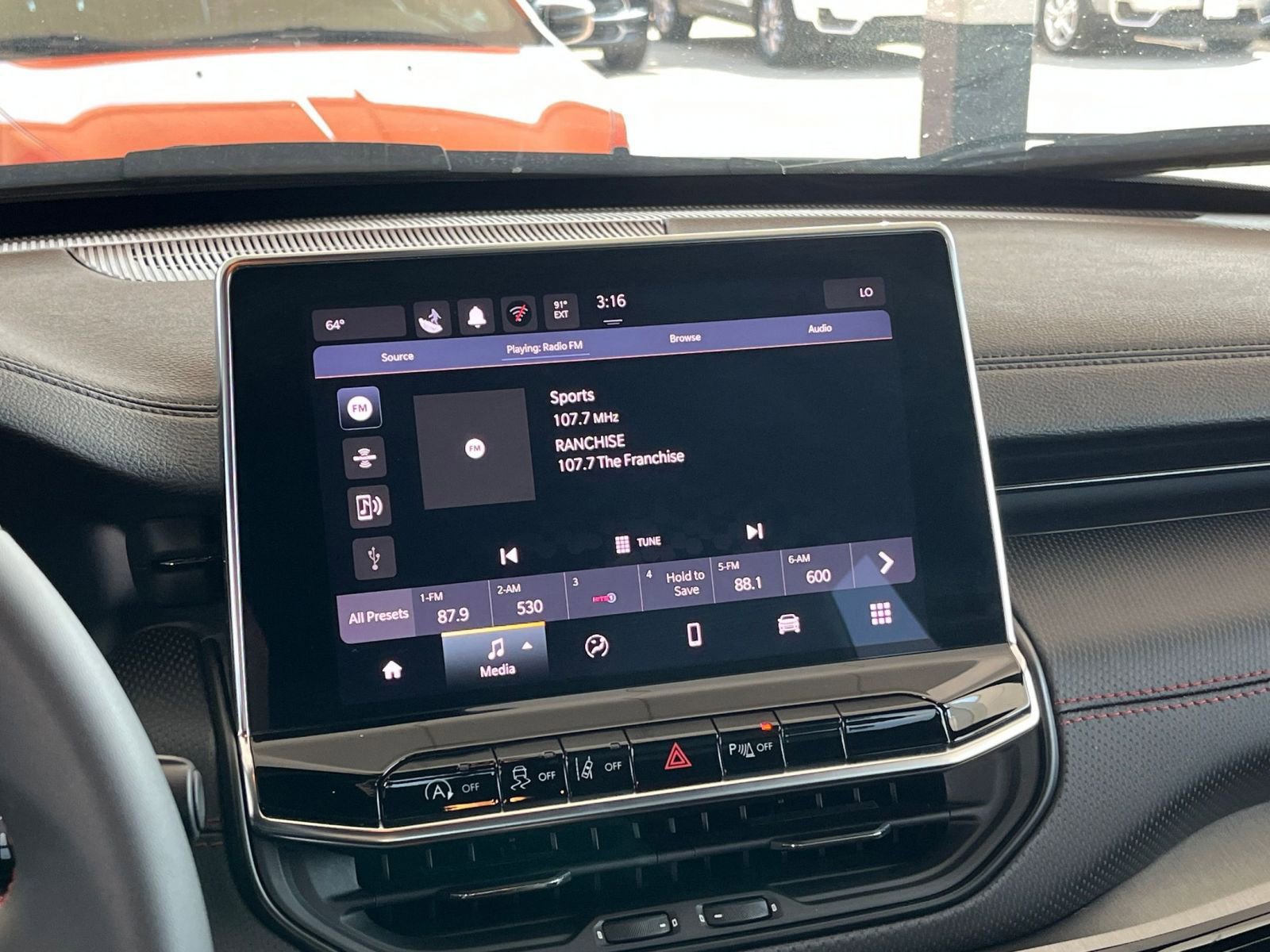 Thumbnail: 2025 Jeep Compass - 21