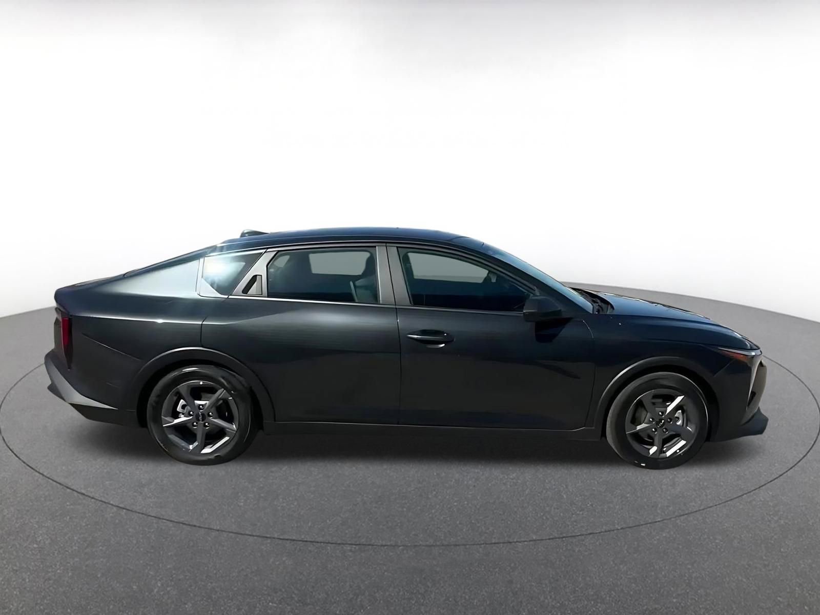 Thumbnail: 2025 Kia K4 - 16