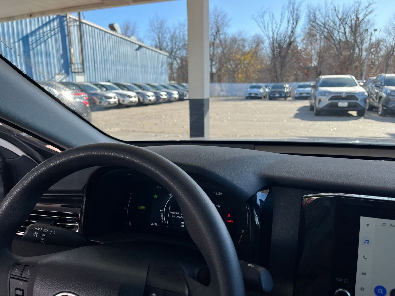 Thumbnail: 2025 Toyota Camry - 33