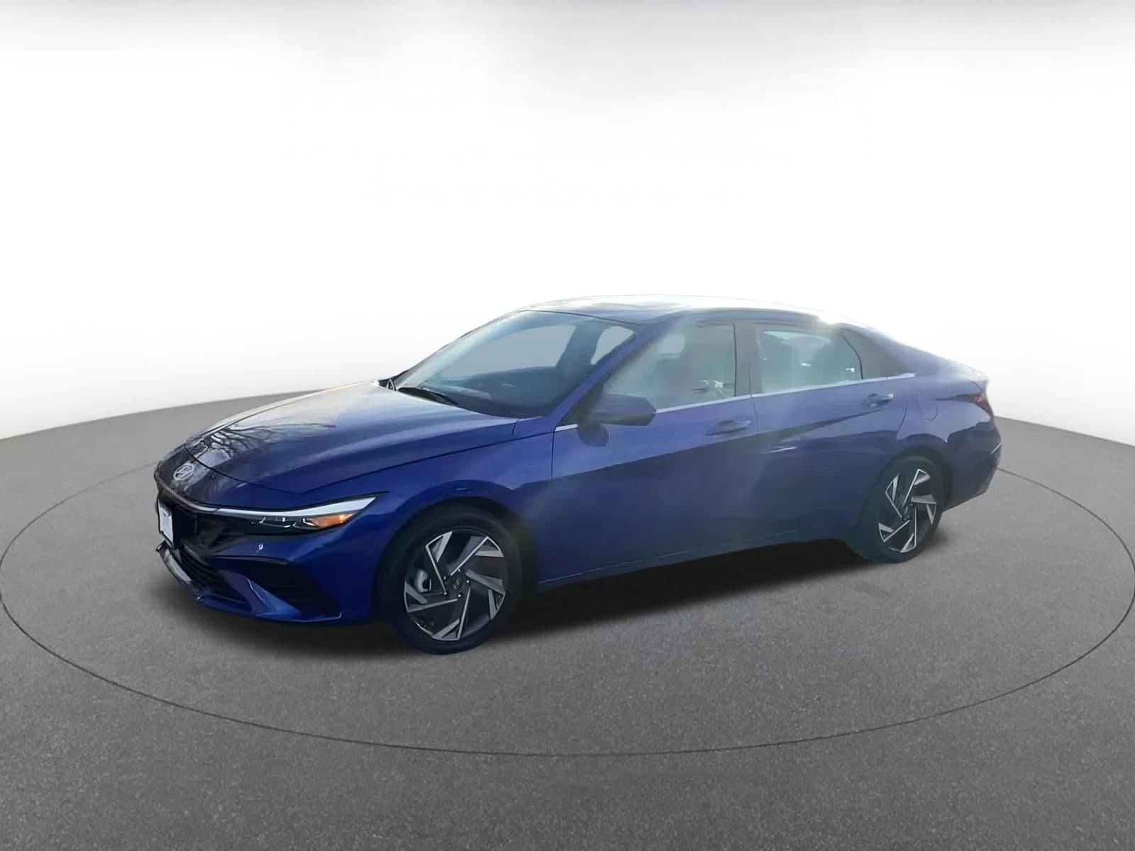 Thumbnail: 2025 Hyundai Elantra - 3