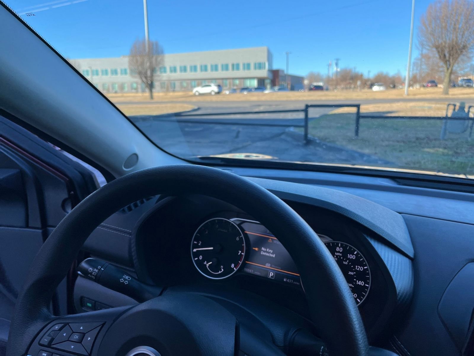 Thumbnail: 2025 Nissan Sentra - 32