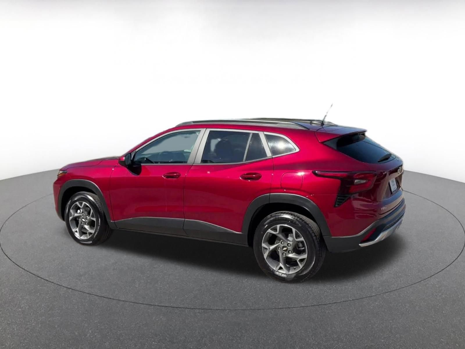 Thumbnail: 2025 Chevrolet Trax - 10