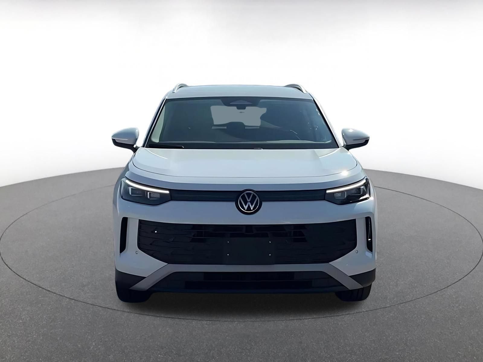 Thumbnail: 2026 Volkswagen Tiguan - 4