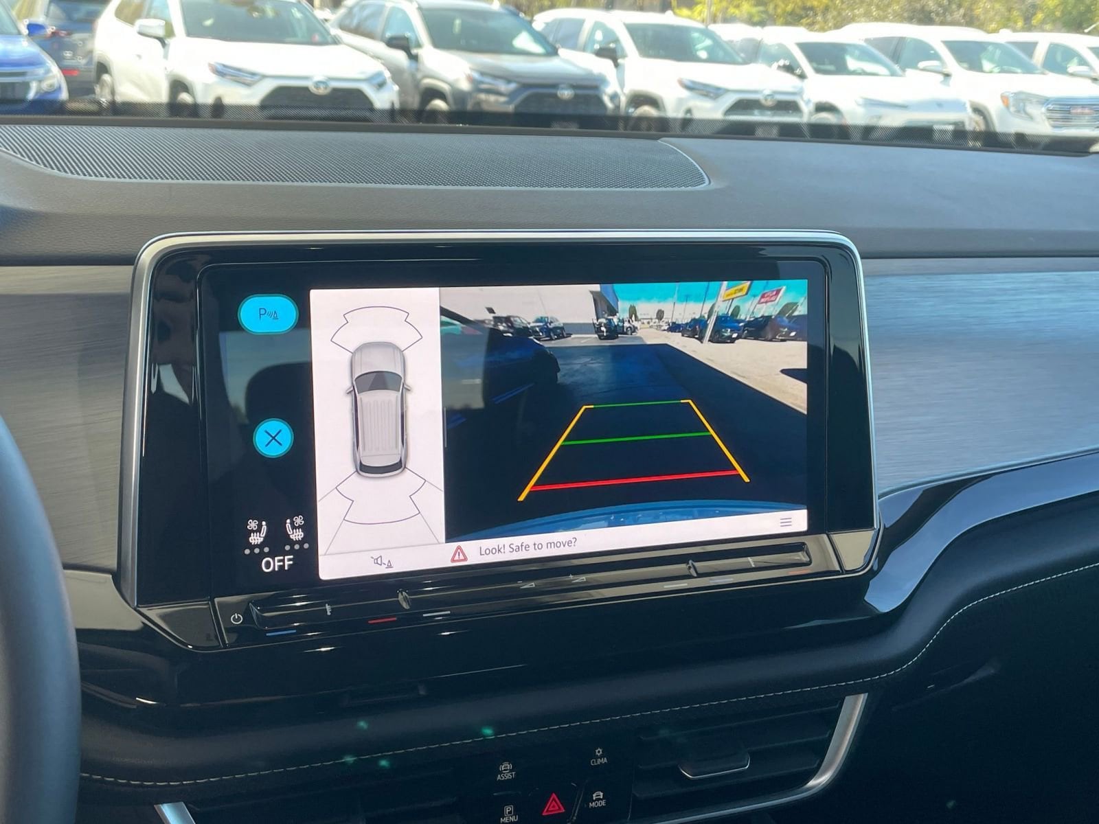 Thumbnail: 2025 Volkswagen Atlas - 17