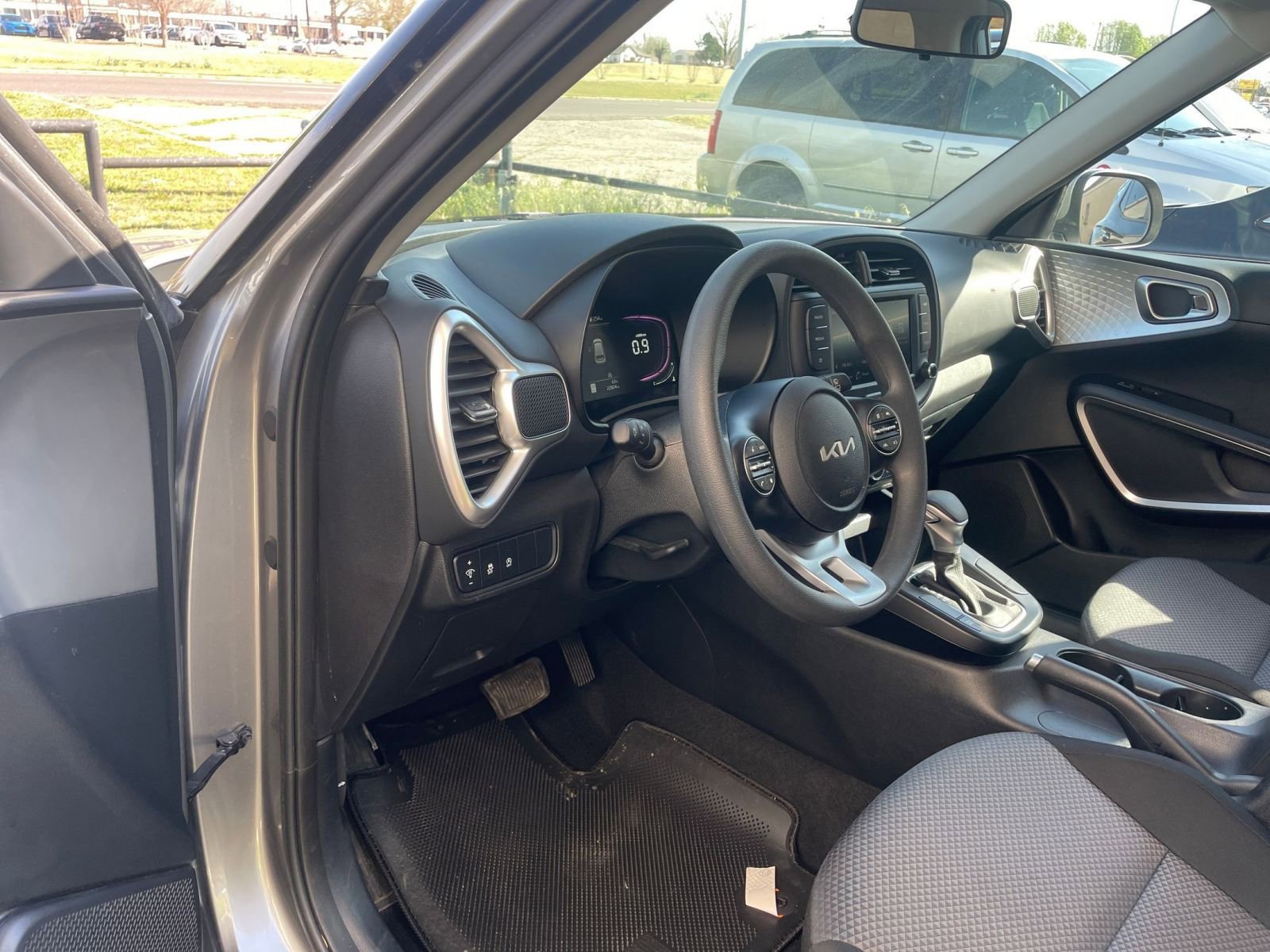 Thumbnail: 2025 Kia Soul - 32