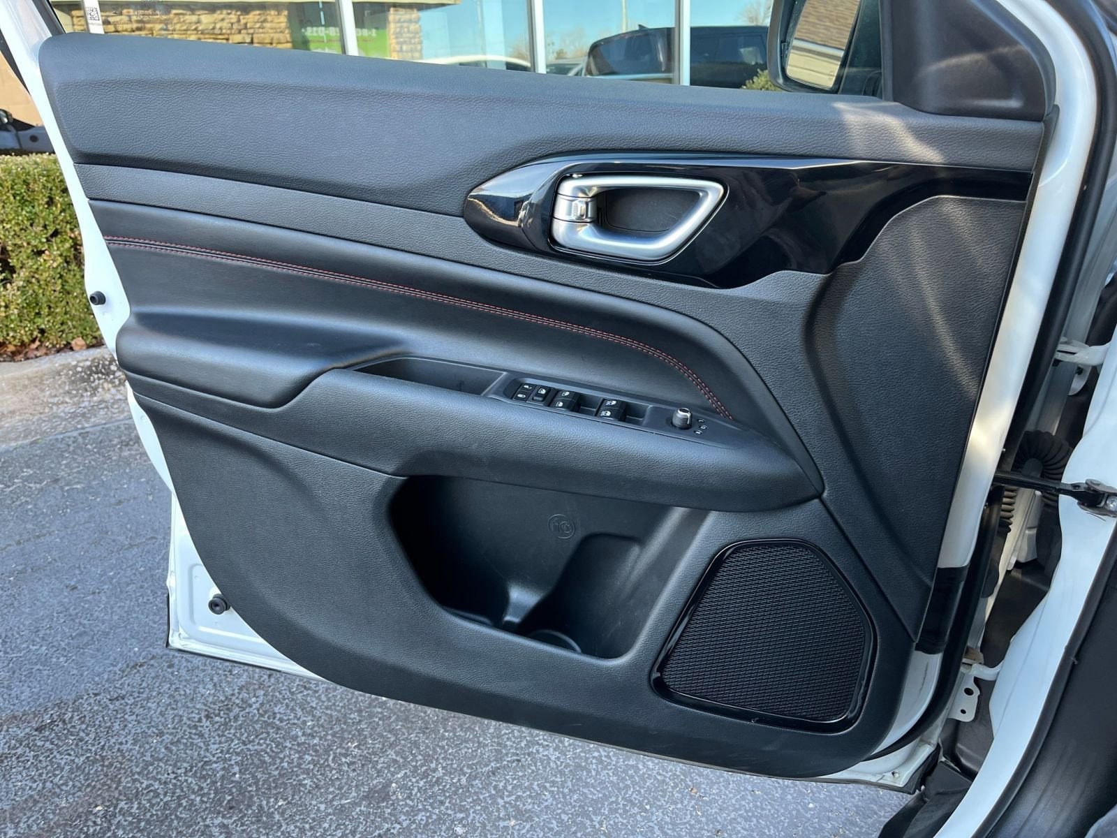 Thumbnail: 2025 Jeep Compass - 18