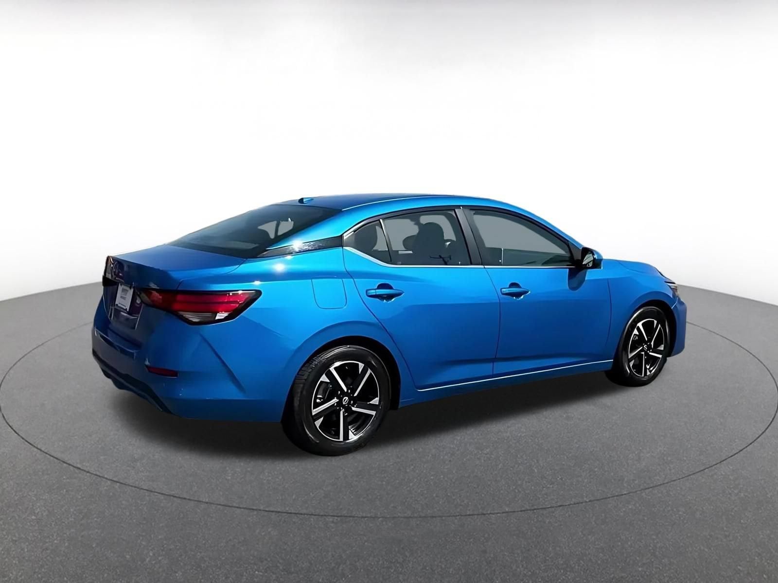 Thumbnail: 2025 Nissan Sentra - 13