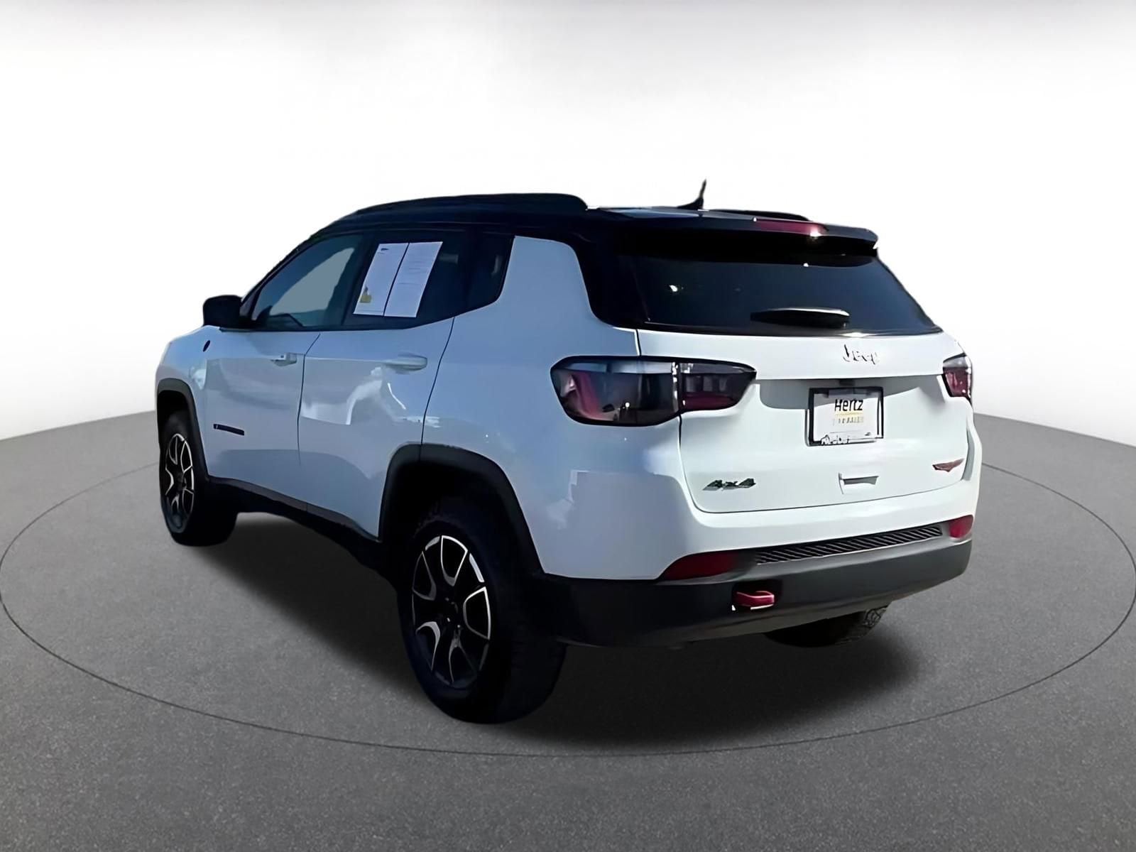Thumbnail: 2025 Jeep Compass - 10