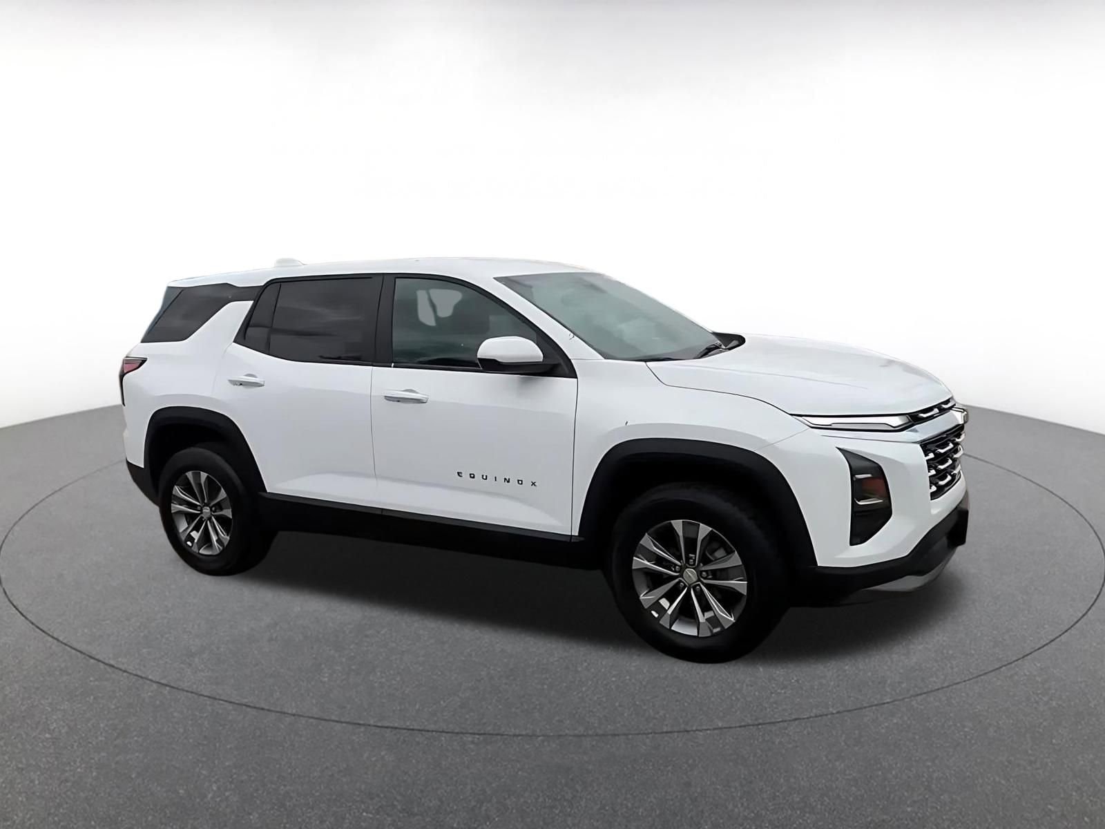 Thumbnail: 2025 Chevrolet Equinox - 2