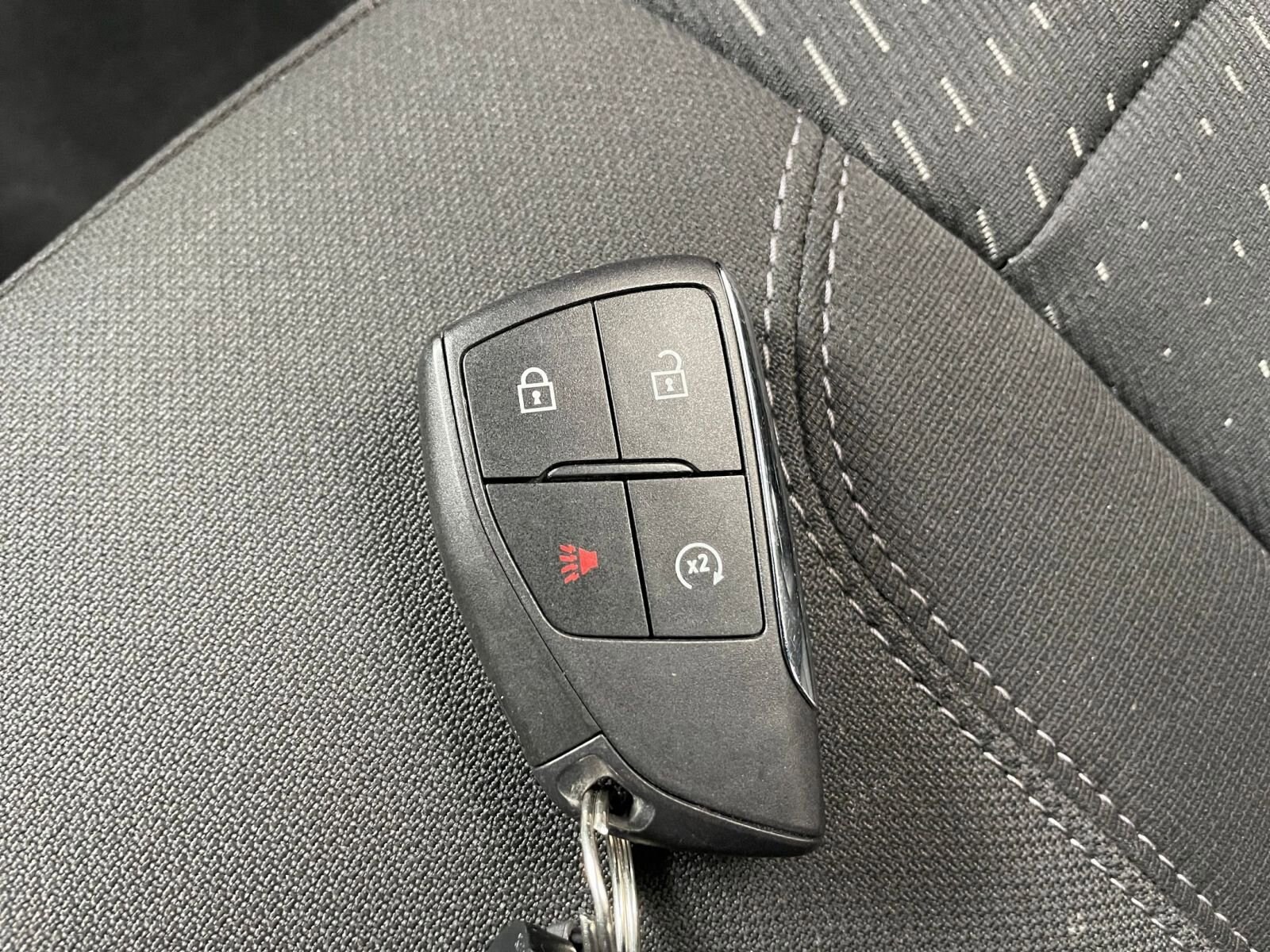 Thumbnail: 2025 Chevrolet Equinox - 25