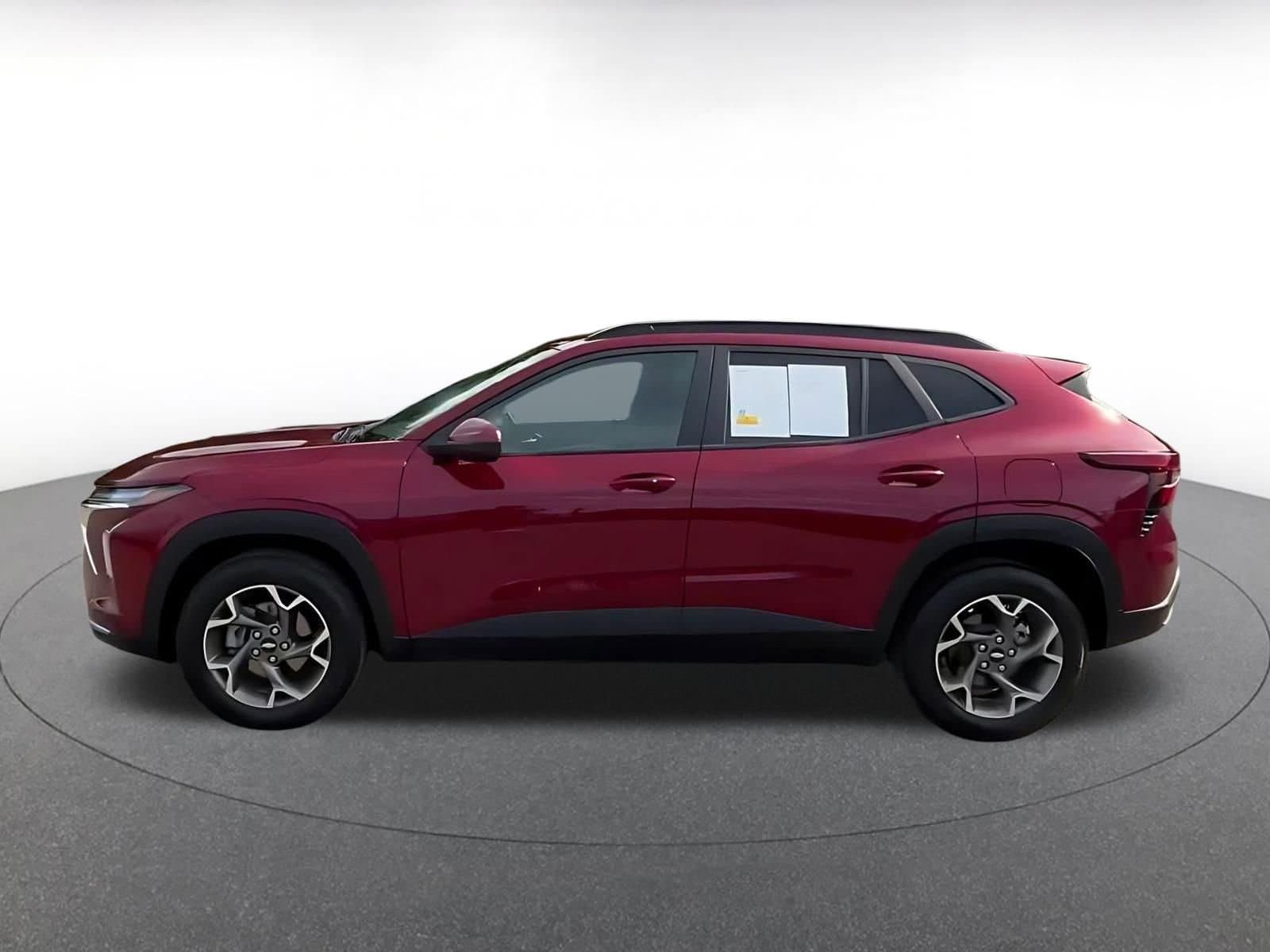 Thumbnail: 2025 Chevrolet Trax - 7