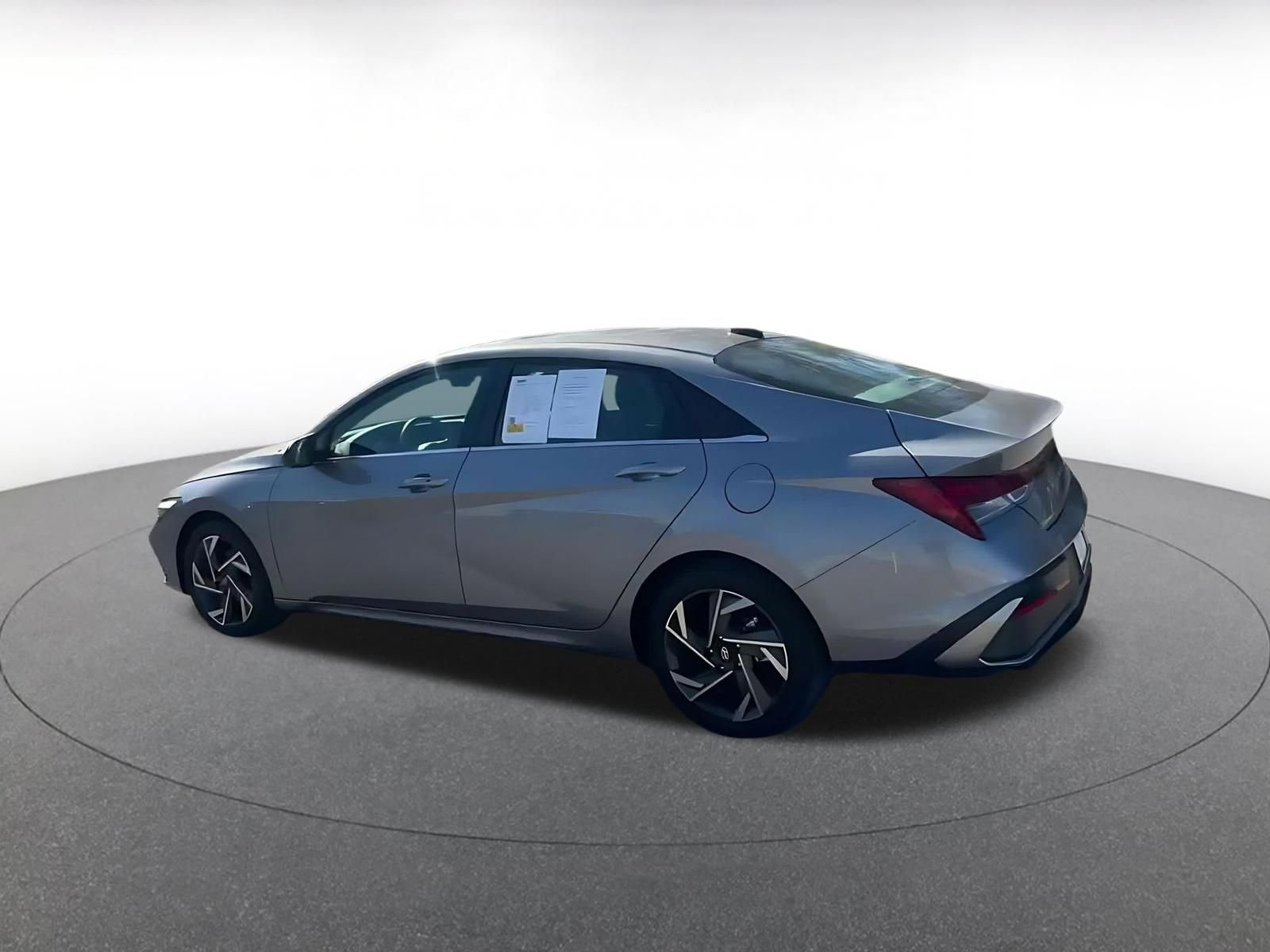 Thumbnail: 2025 Hyundai Elantra - 10