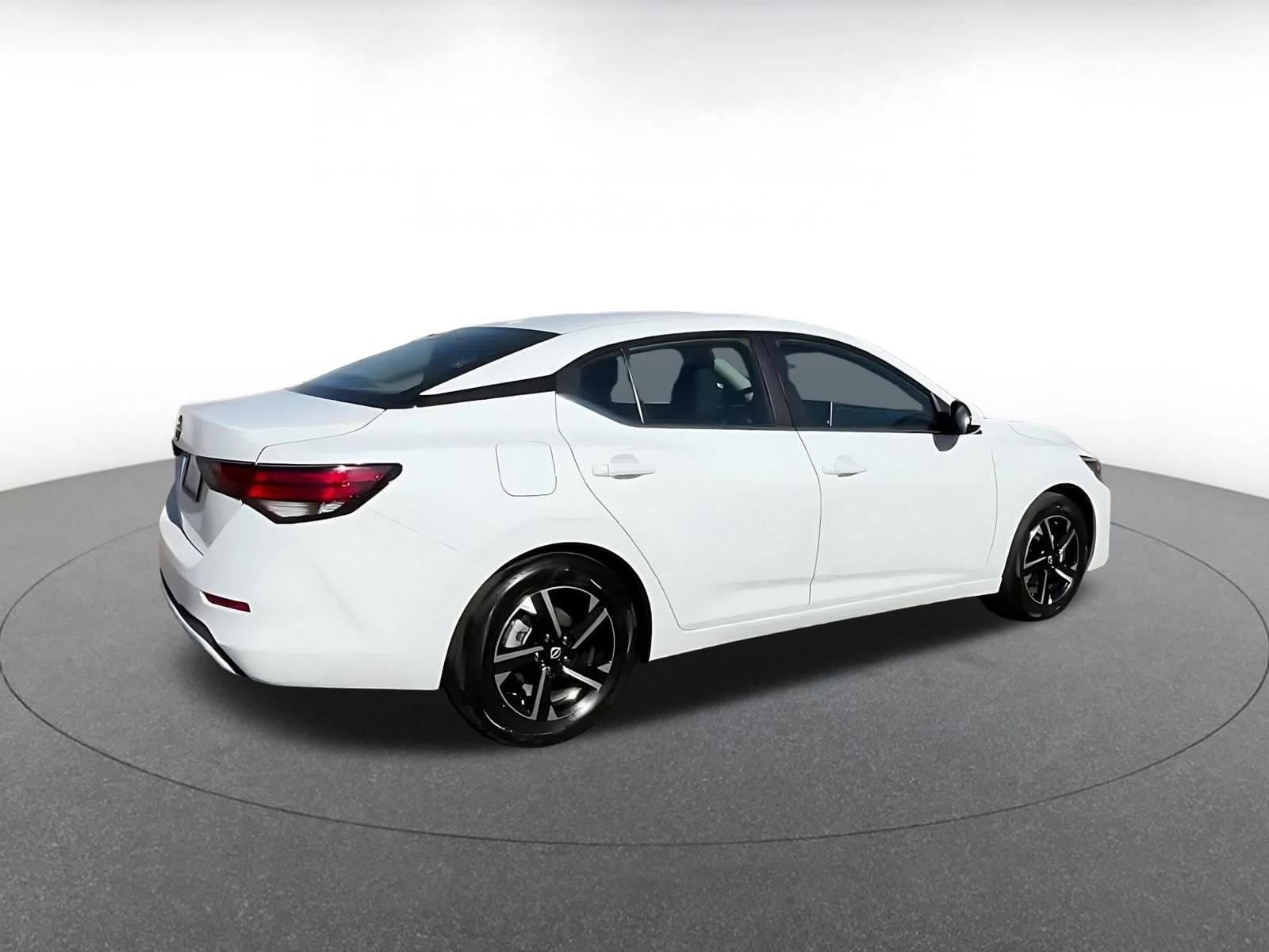 Thumbnail: 2025 Nissan Sentra - 12