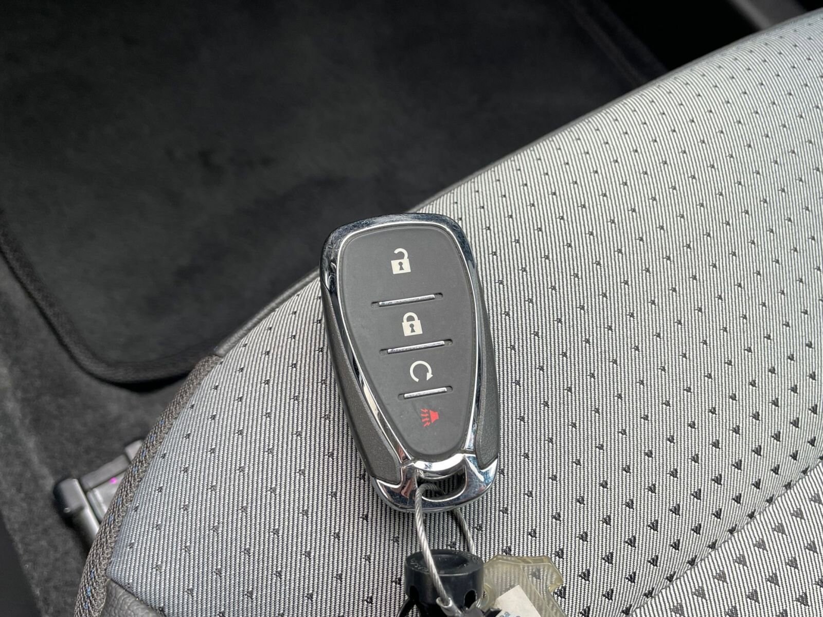 Thumbnail: 2025 Chevrolet Trax - 21