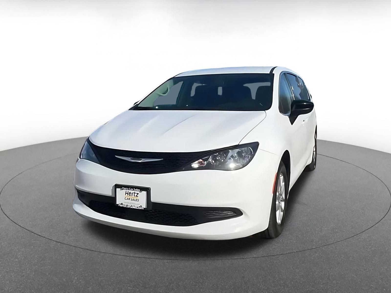 Thumbnail: 2024 Chrysler Voyager - 7