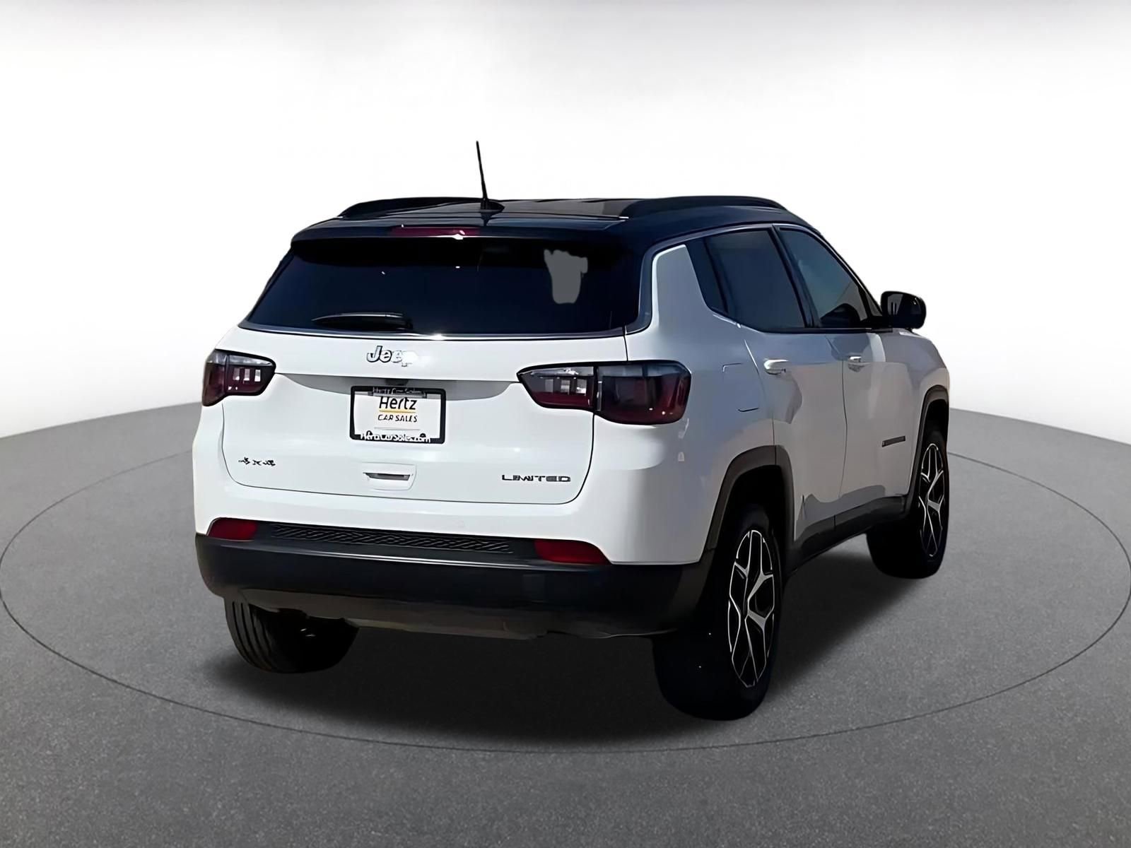Thumbnail: 2025 Jeep Compass - 14