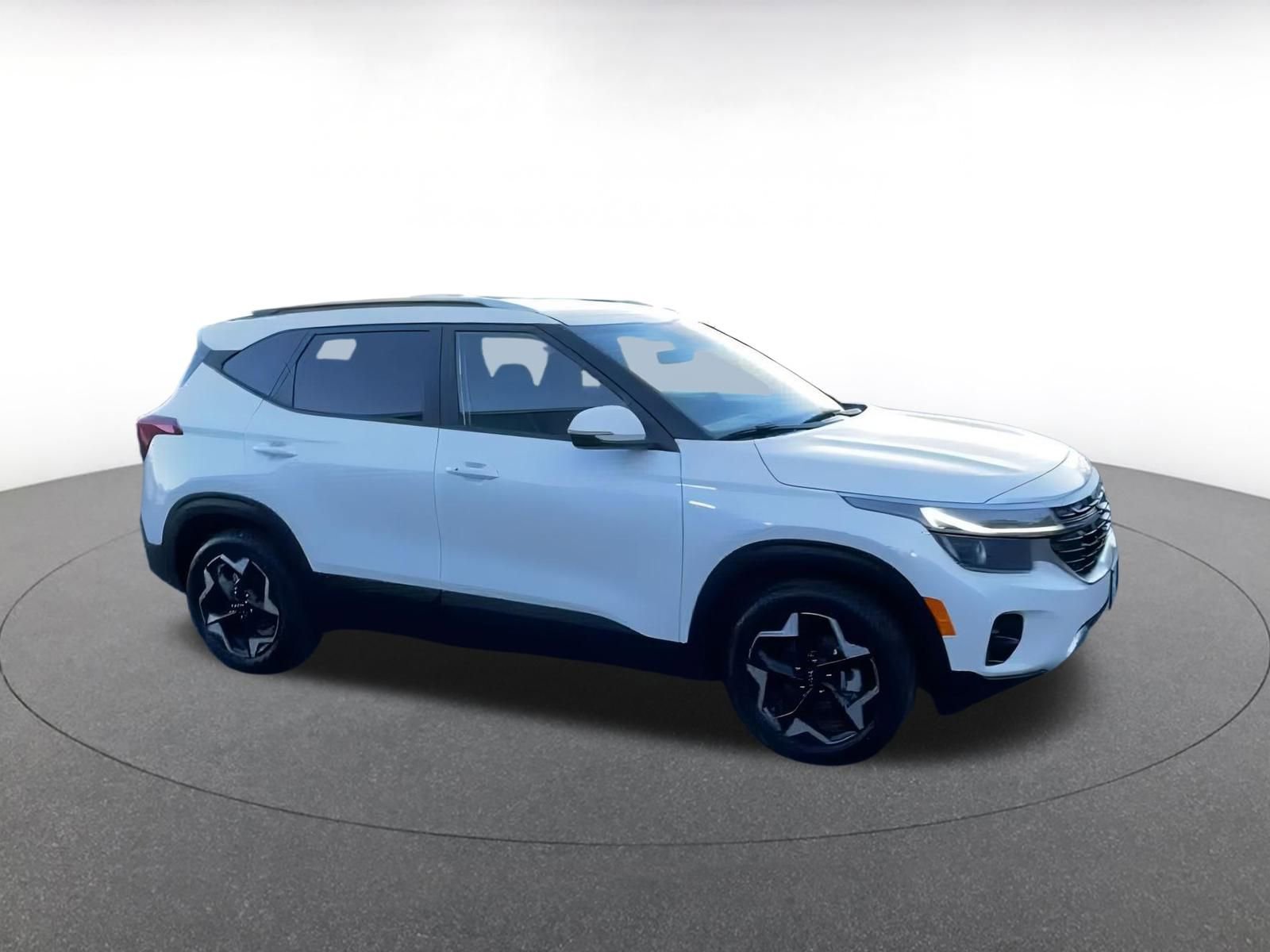 Thumbnail: 2025 Kia Seltos - 2