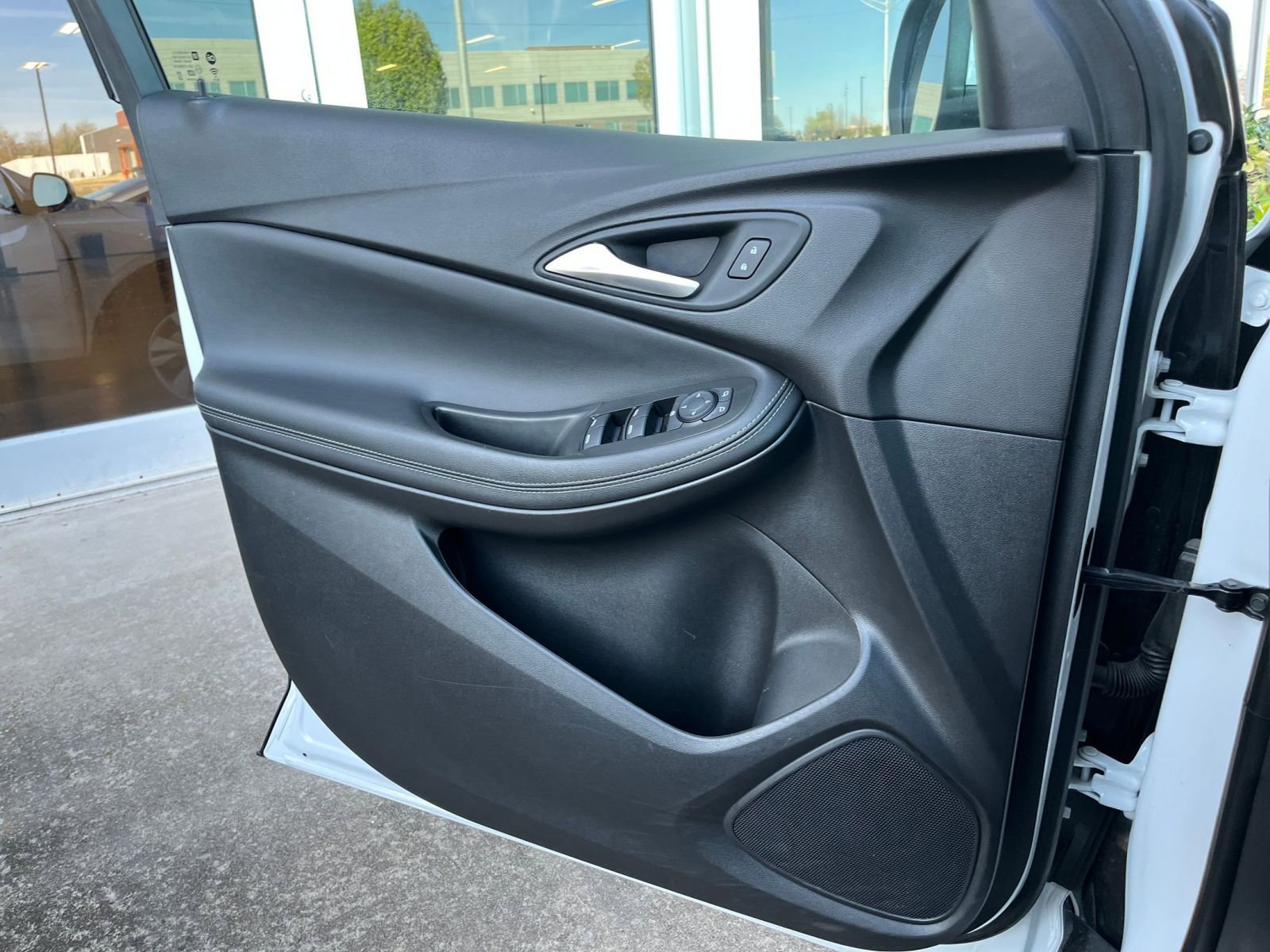 Thumbnail: 2025 Buick Encore GX - 18