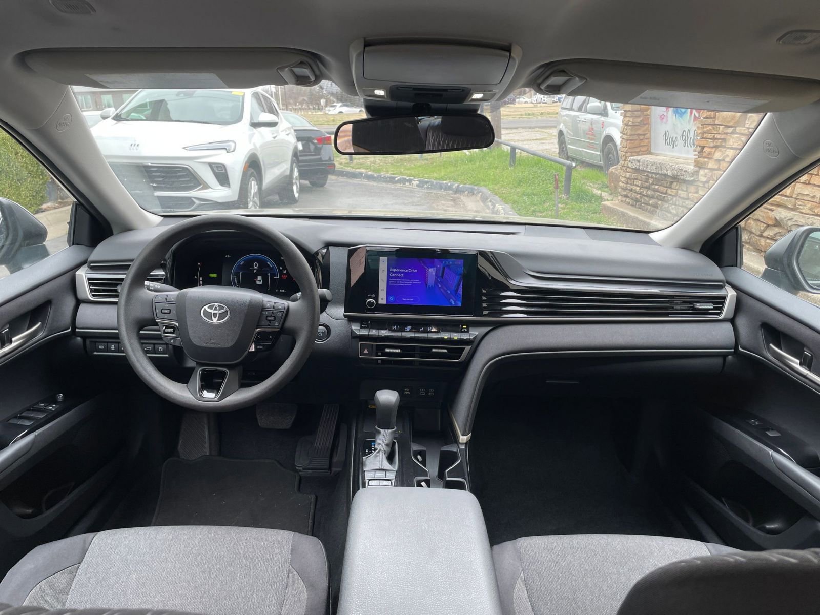 Thumbnail: 2025 Toyota Camry - 33