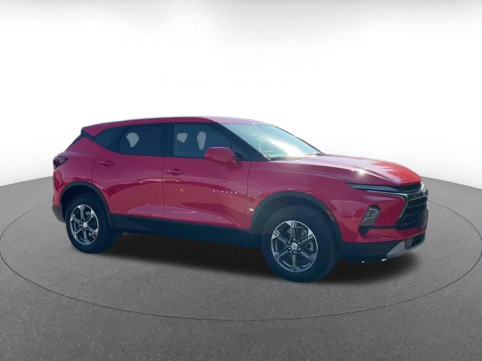 Thumbnail: 2026 Chevrolet Blazer - 2