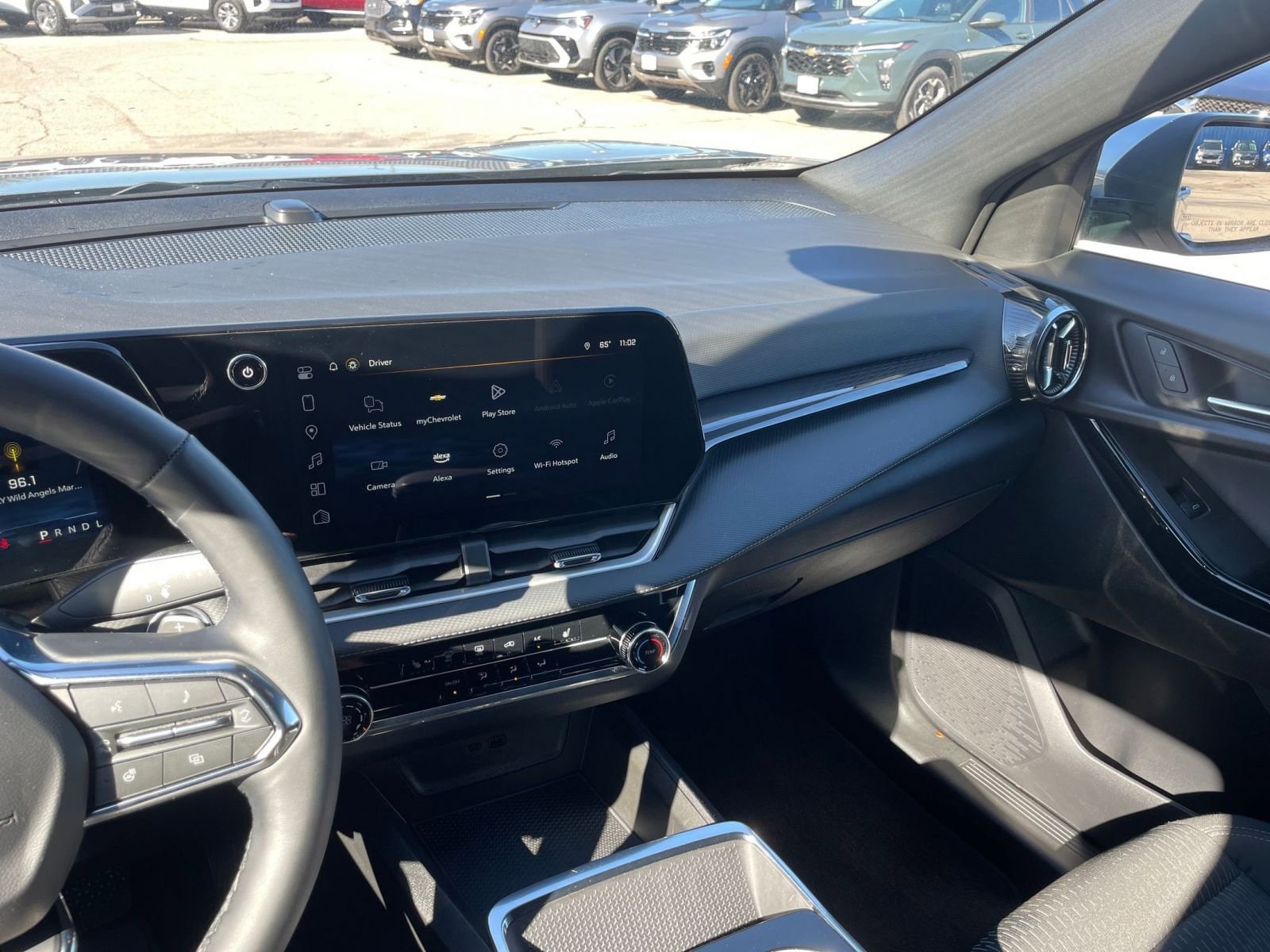 Thumbnail: 2025 Chevrolet Equinox - 18