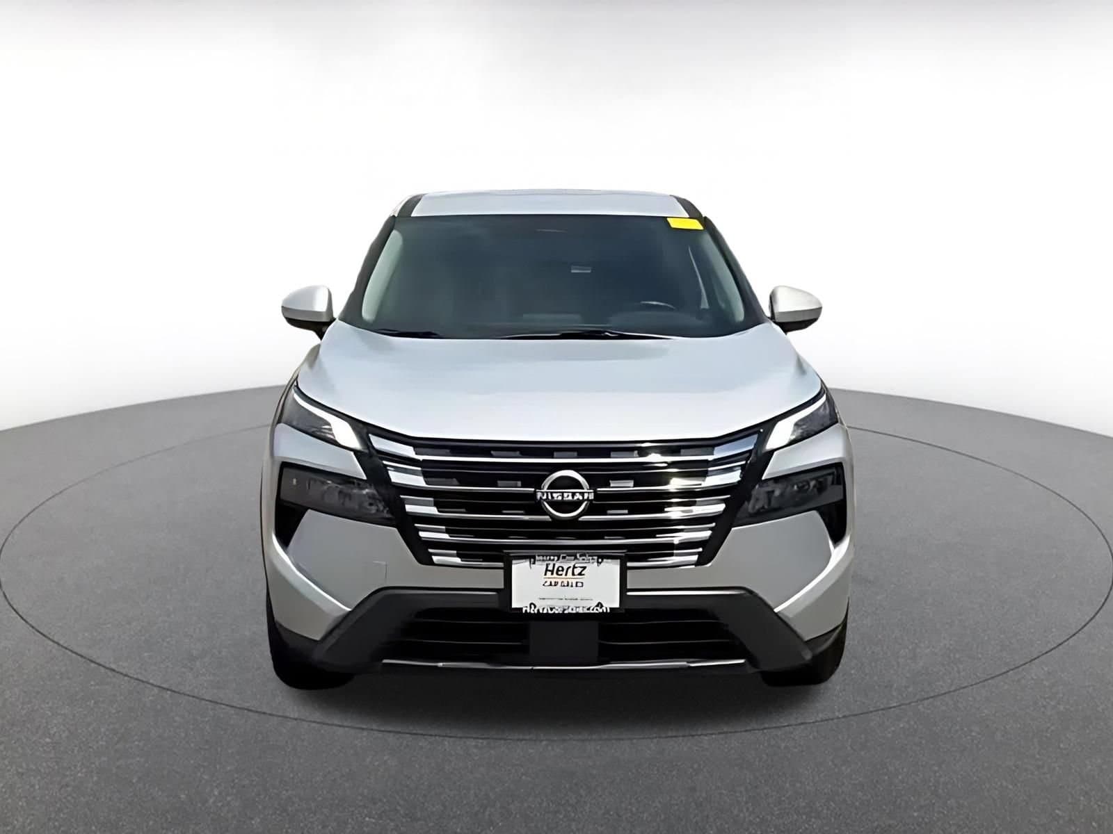 Thumbnail: 2025 Nissan Rogue - 4